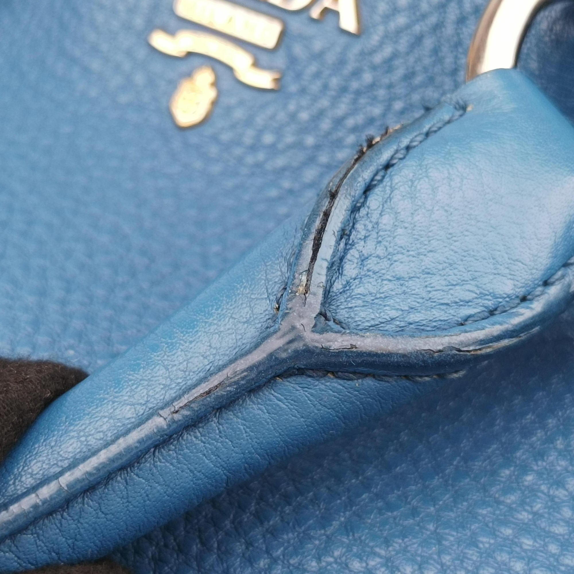 Vitello Phoenix Blue Leather BN1713 102ヴィテロ フェニックス ブルー レザー BN1713 102