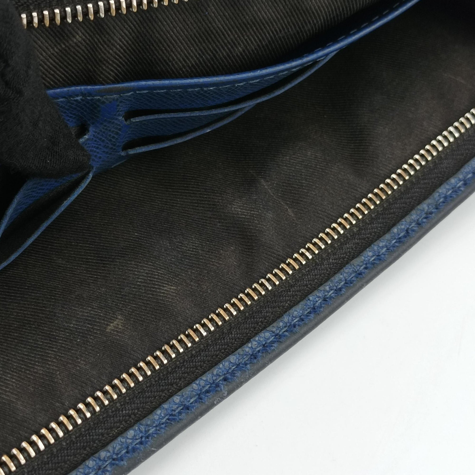 Taigarama Pochette Voyage MM Cobalt × Pacific Blue Taiga Leather × Canvas M30423 IC Chipタイガラマ ポシェット・ヴォワヤージュ MM コバルト × パシフィック・ブルー タイガ・レザー × モノグラム M30423 ICチップ