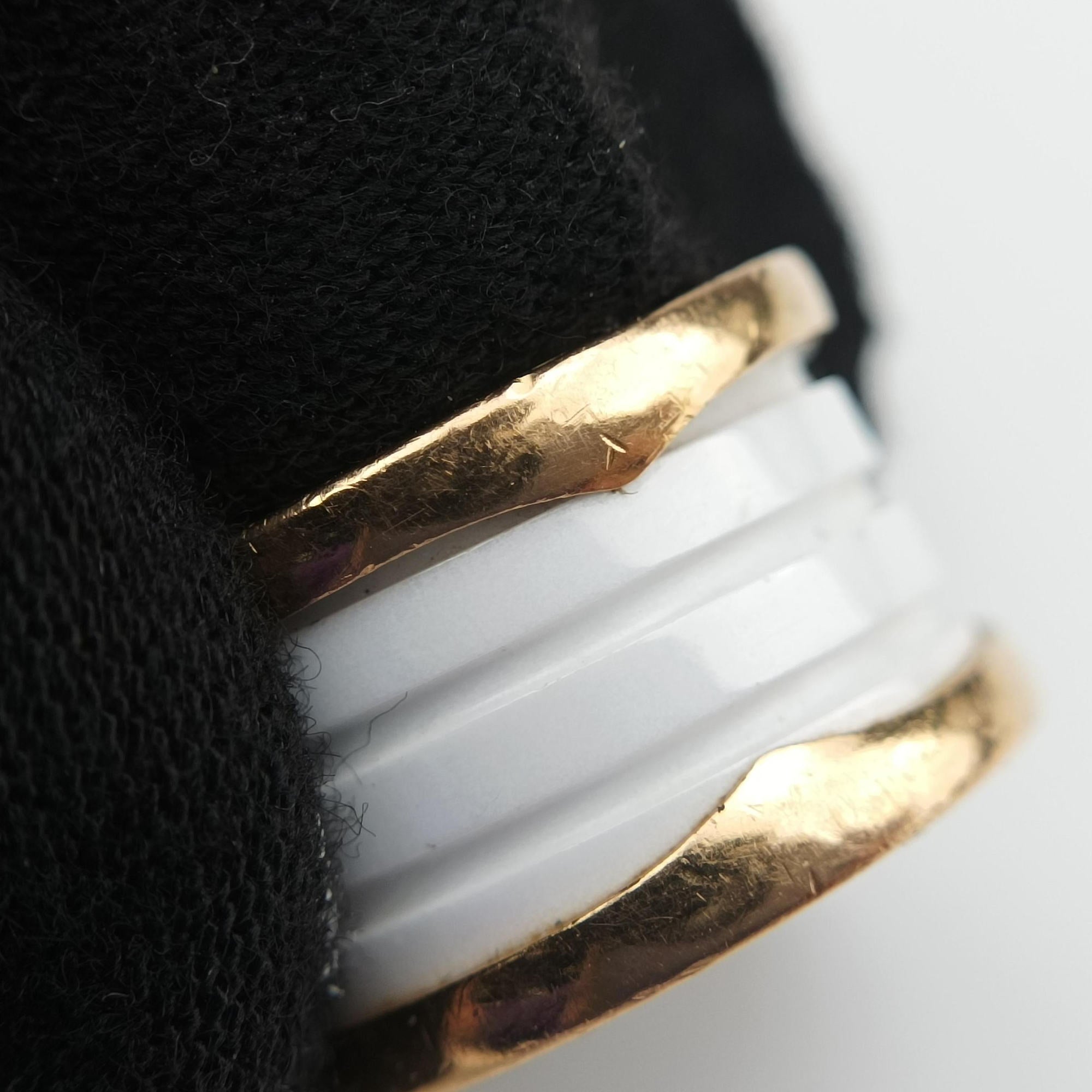 B-zero1 White×golden AU750 345830 A6ZEFFビーゼロワン ホワイト×ゴールド AU750 345830 A6ZEFF
