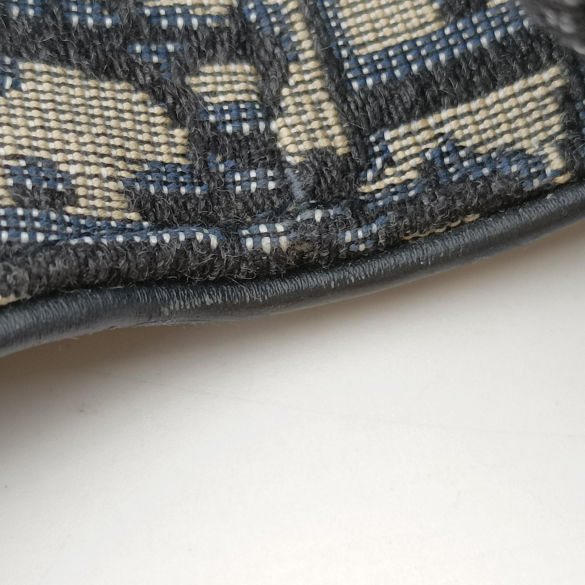 Saddle Navy Jacquard 05-RU-0169サドル ブルーブラック ジャガード 05-RU-0169