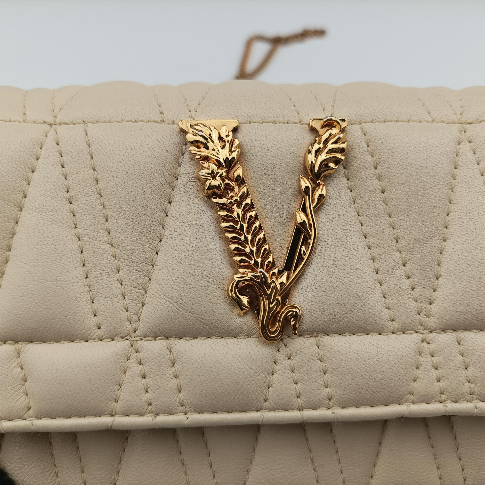 Virtus Beige Leather IC Chipヴィルトゥス ベージュ レザー ICチップ