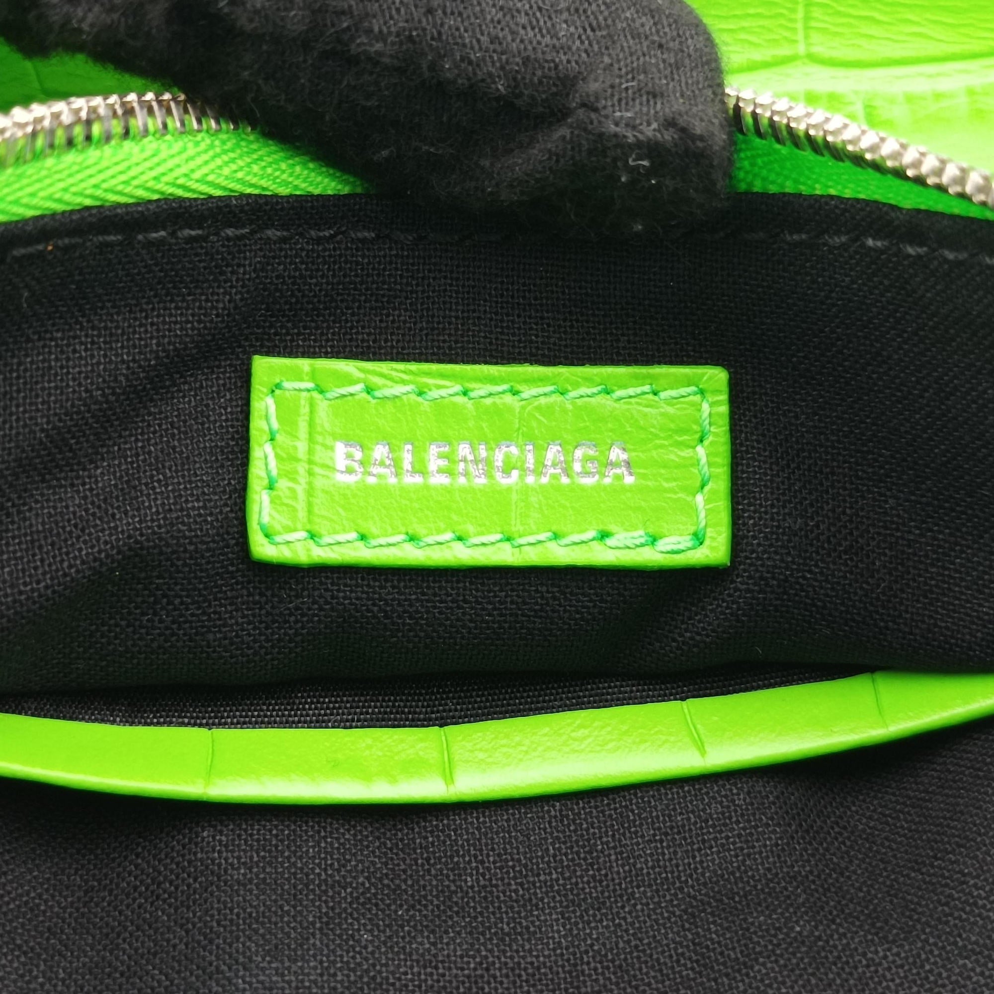 Le Cagole Green lambskin 695814.3817.Q.000959ルカゴール グリーン ラムスキン 695814.3817.Q.000959