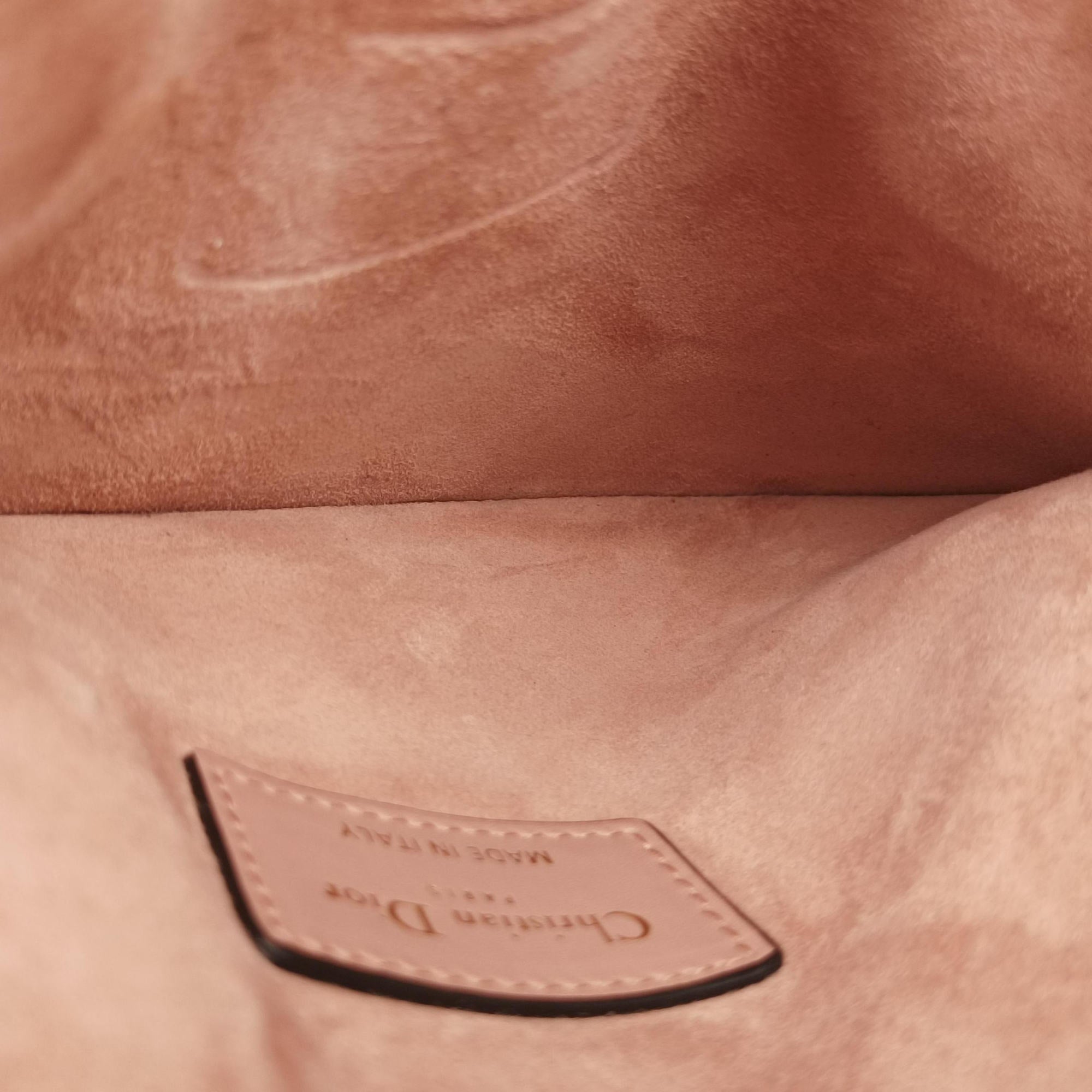 saddle Pink leather 50-MA-0129サドル ピンク レザー 50-MA-0129