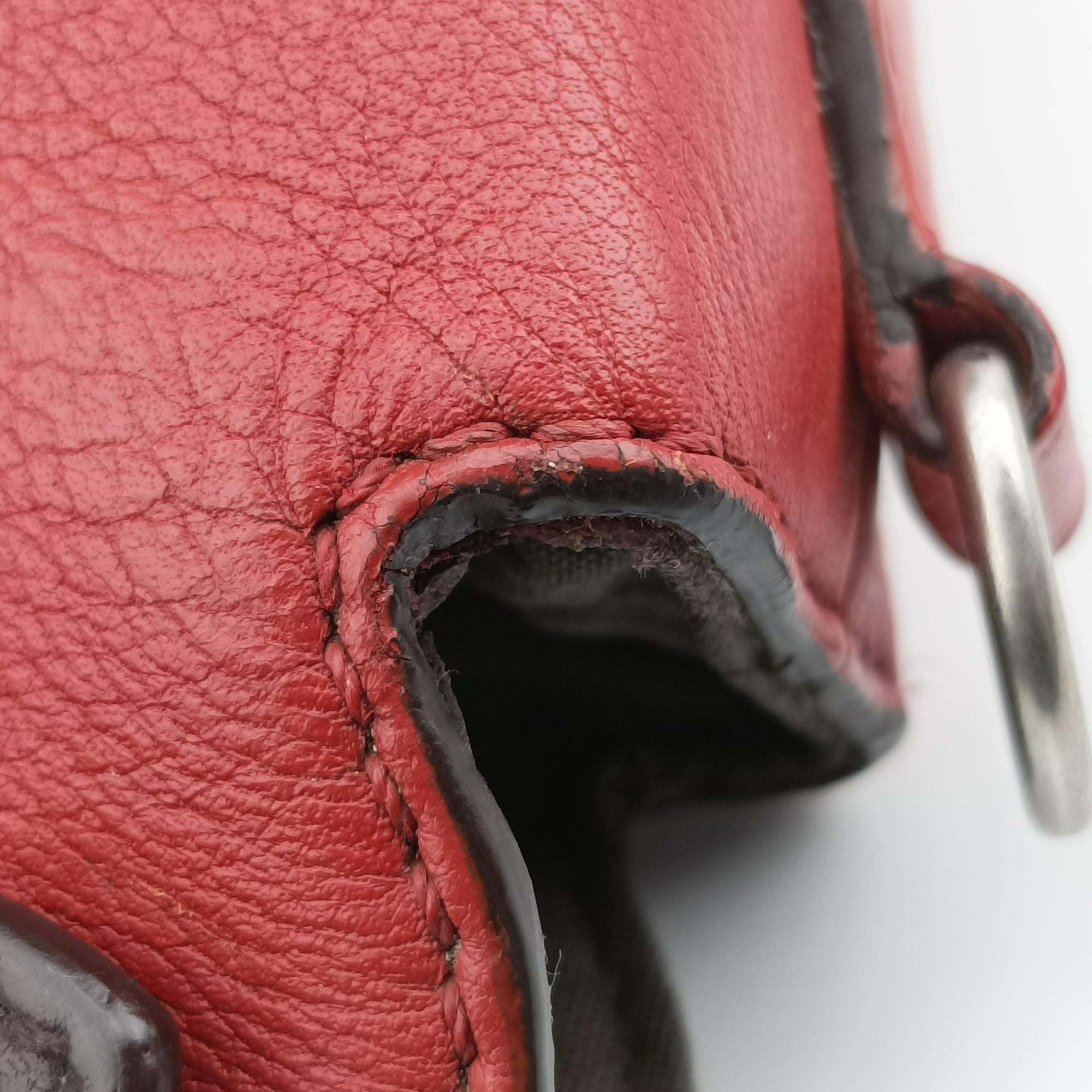 Small By The Way Red Leather 8BL124 8BL124-Z1C 149-2516バイザウェイ レッド レザー 8BL124 8BL124-Z1C 149-2516