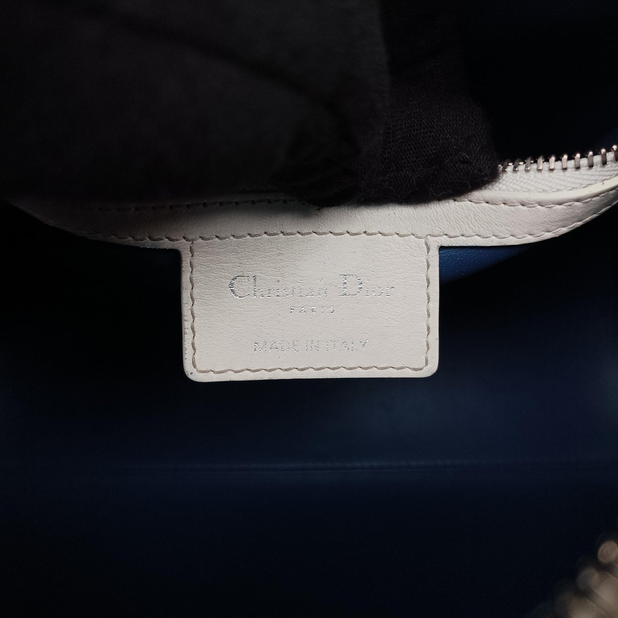 Lady Dior White leather 02-MA-0126レディ ディオール ホワイト レザー 02-MA-0126