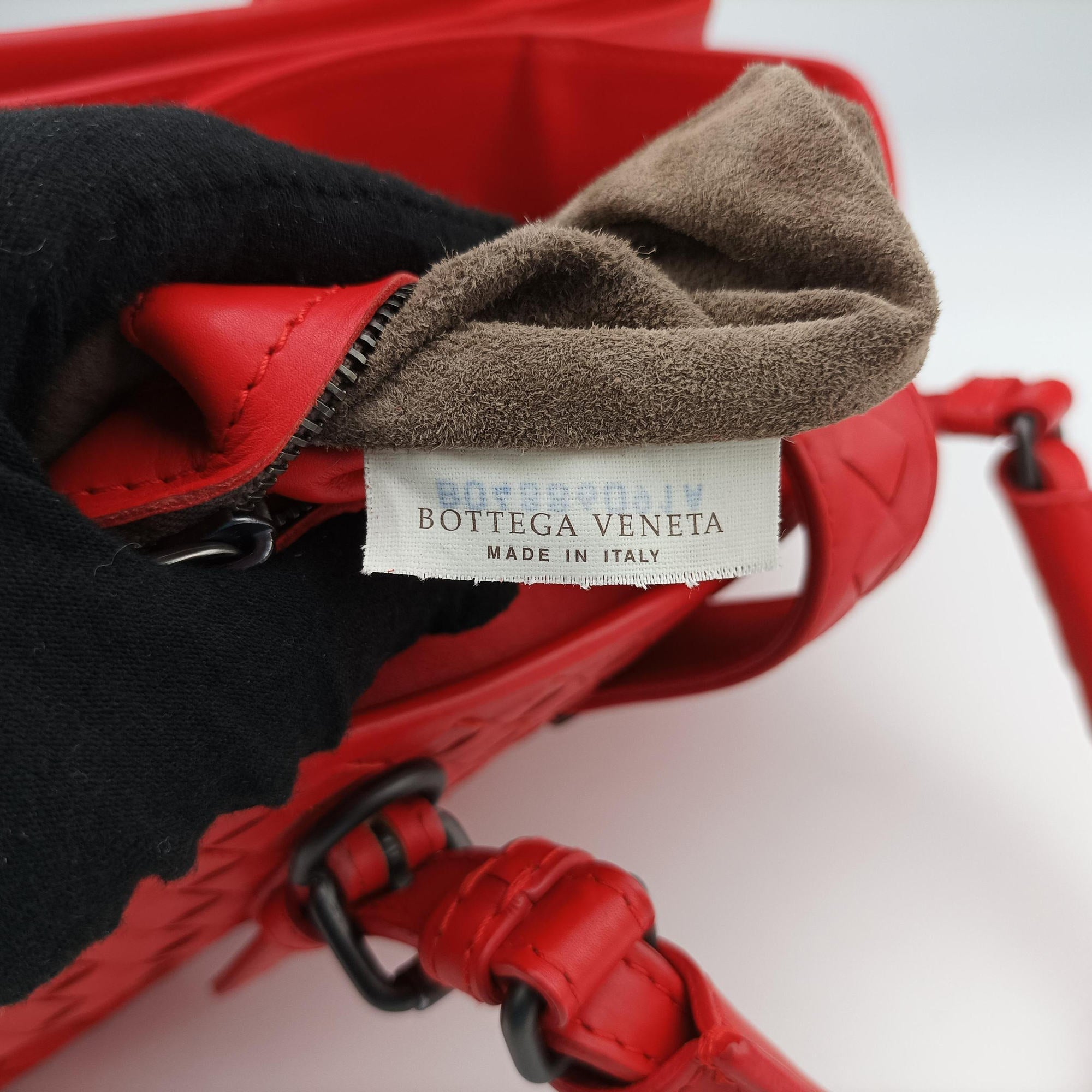Roma Intrecciato Red lambskin B04886091Aローマ イントレチャート レッド ラムスキン B04886091A