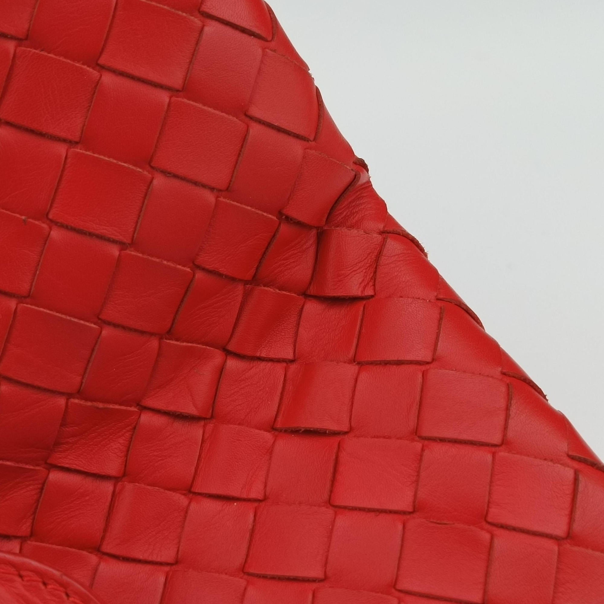 Roma Intrecciato Red lambskin B04886091Aローマ イントレチャート レッド ラムスキン B04886091A