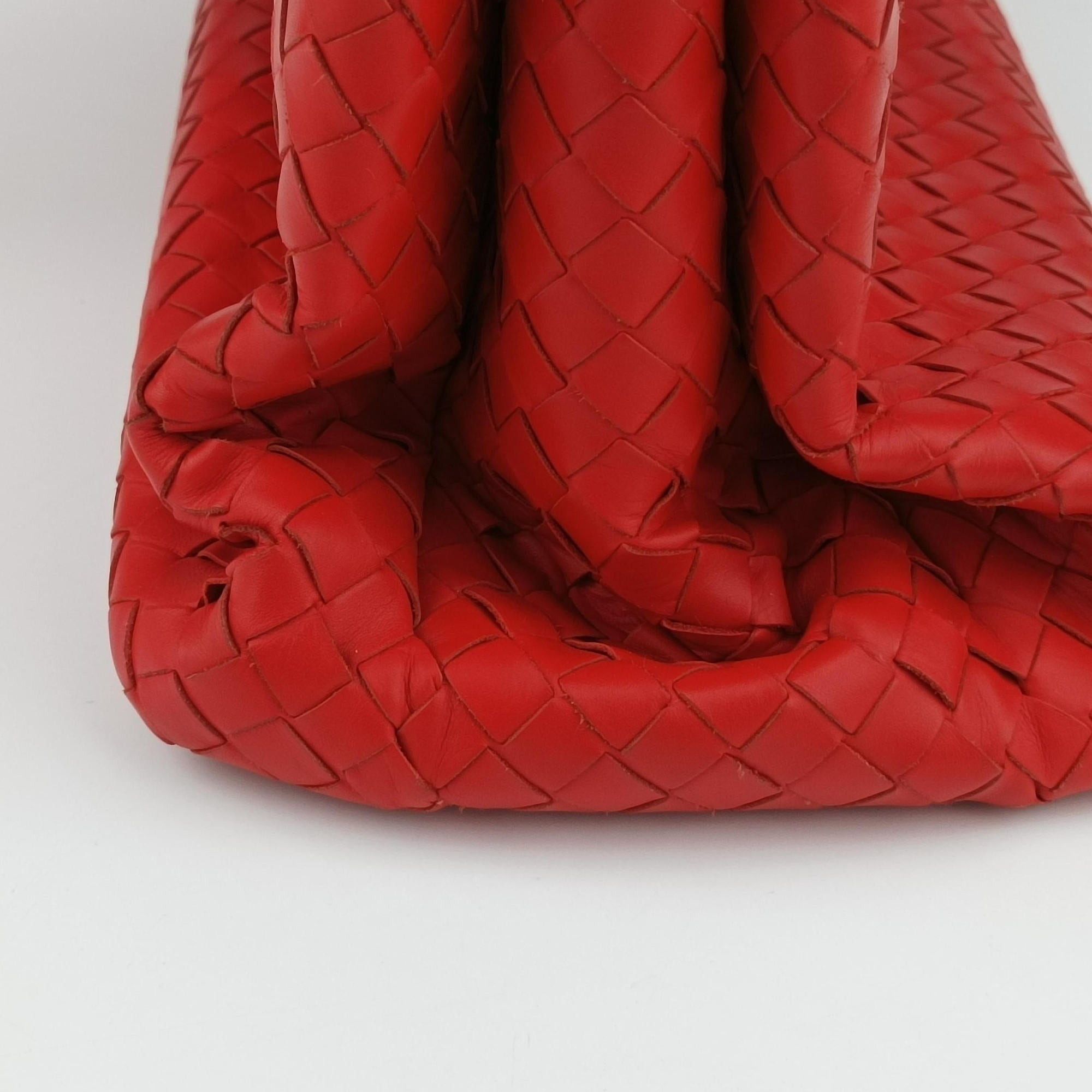 Roma Intrecciato Red lambskin B04886091Aローマ イントレチャート レッド ラムスキン B04886091A