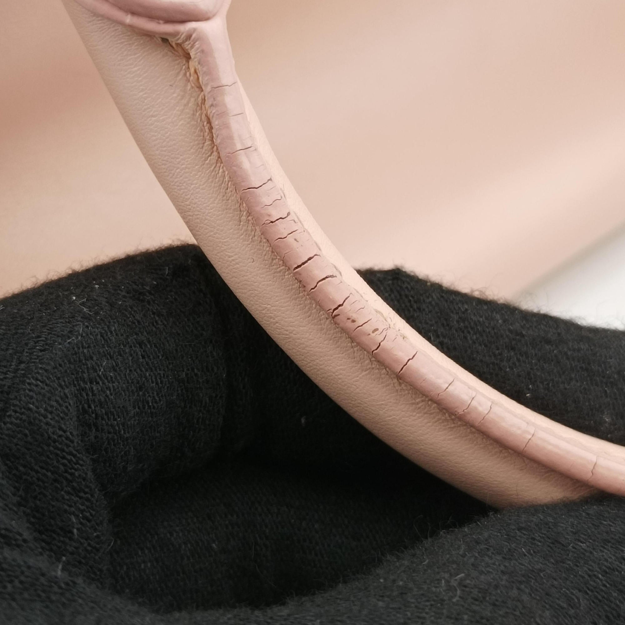CLASSIC BABY DUFFLE Pink Leather 330958 330958 213317クラシック ベイビーダッフル ピンク レザー 330958 330958 213317