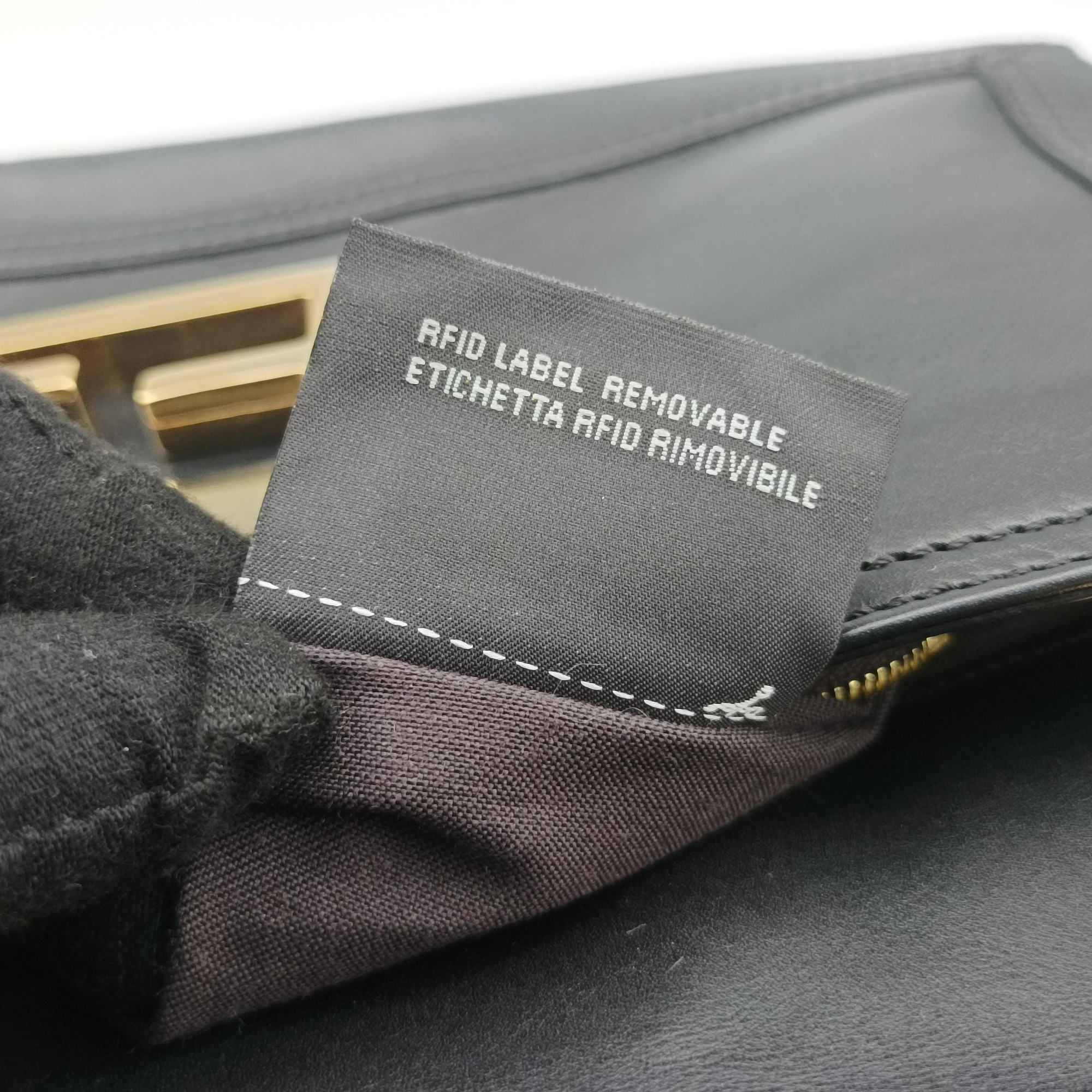 Baguette Chain Flap Black Leather 8BT139 8BT139-A09 128-2566マンマバケット ブラック レザー 8BT139 8BT139-A09 128-2566