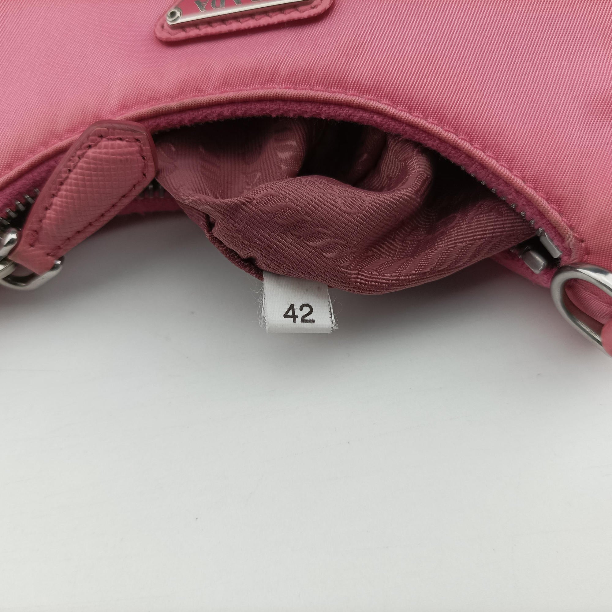 Re-Edition 2005 Nylon Mini Pink nylon 1TT122 42リエディション2005ナイロンミニ ピンク ナイロン 1TT122 42