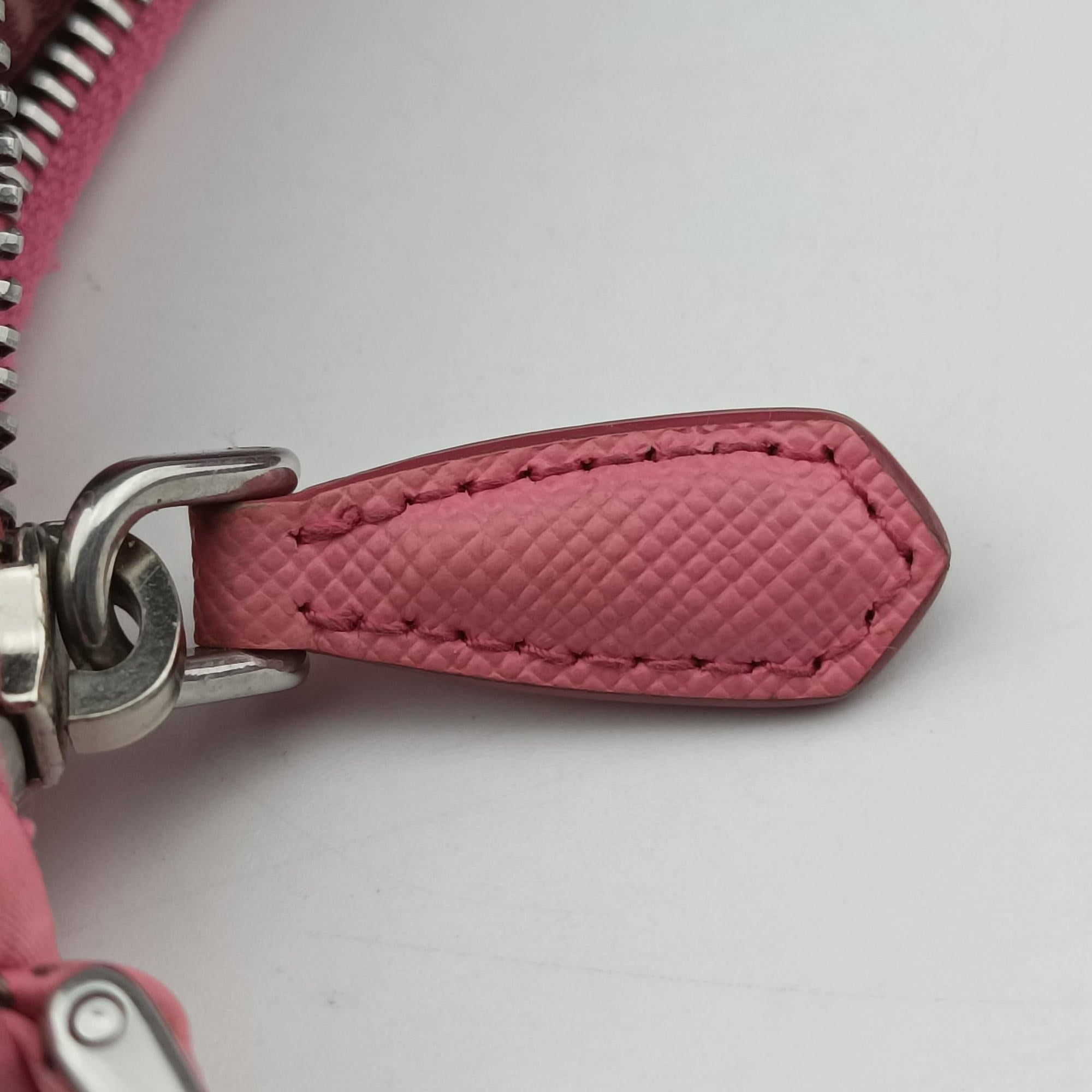 Re-Edition 2005 Nylon Mini Pink nylon 1TT122 42リエディション2005ナイロンミニ ピンク ナイロン 1TT122 42