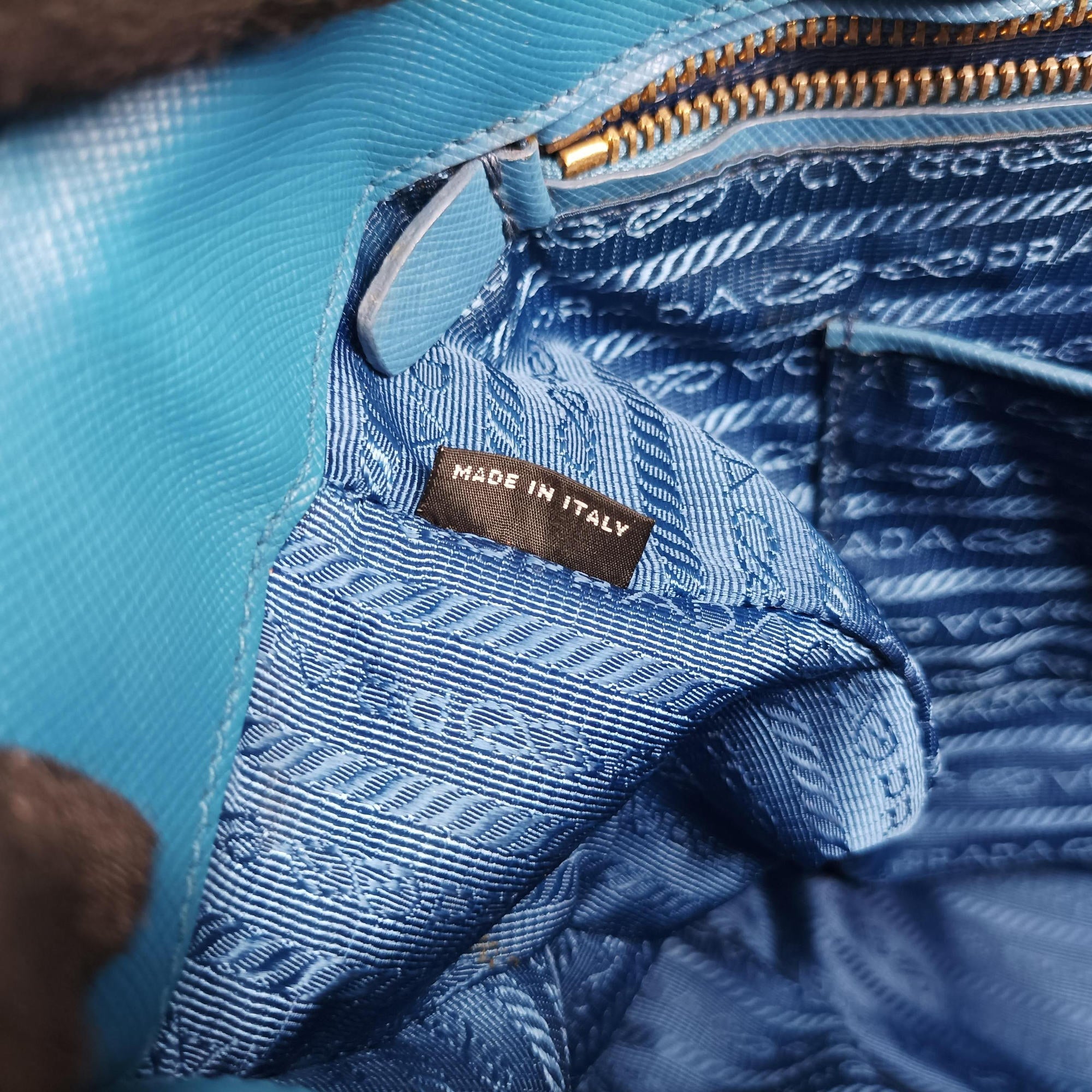 Promenade Blue SAFFIANO Leather BN2538 31/Fプロムナード ブルー サフィアーノレザー BN2538 31/F