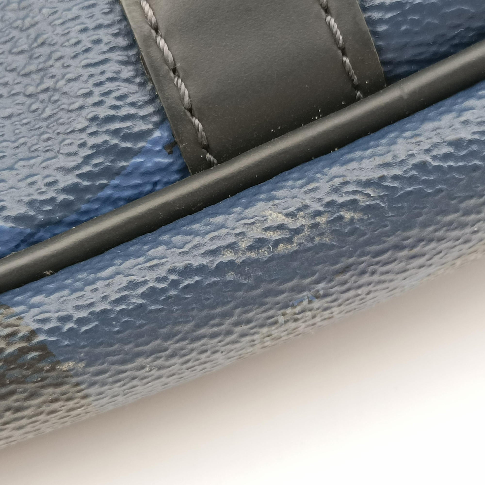 Porte Documents VoyagePM Blue Camouflage Damier Cobalt Canvas N41507 GI2136ポルトドキュマンヴォワヤージュPM ブルー カモフラージュ ダミエ コバルトキャンバス N41507 GI2136
