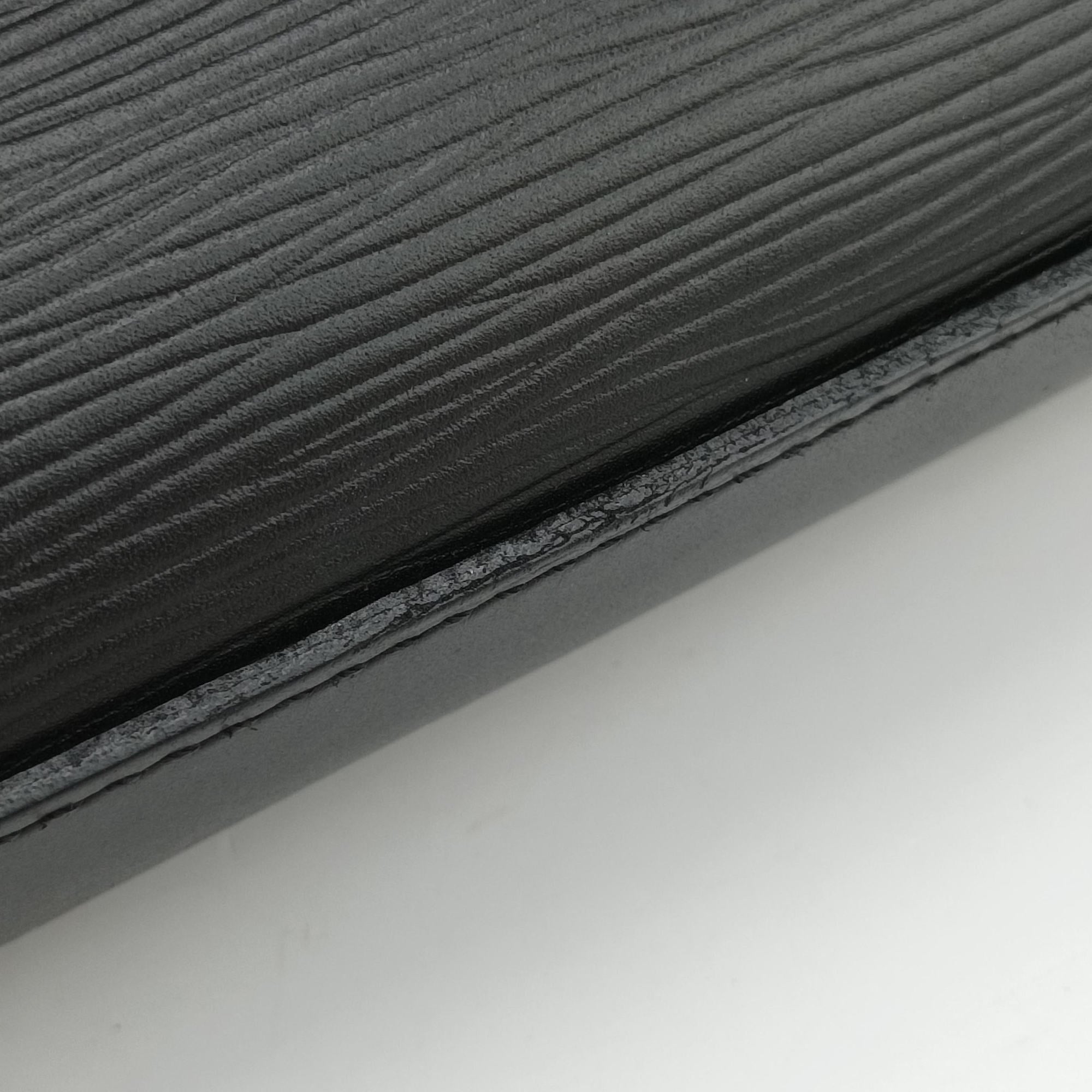PorteDocument noir Epi M50163 CA2185ポルトドキュマンジュール ノワール エピ M50163 CA2185