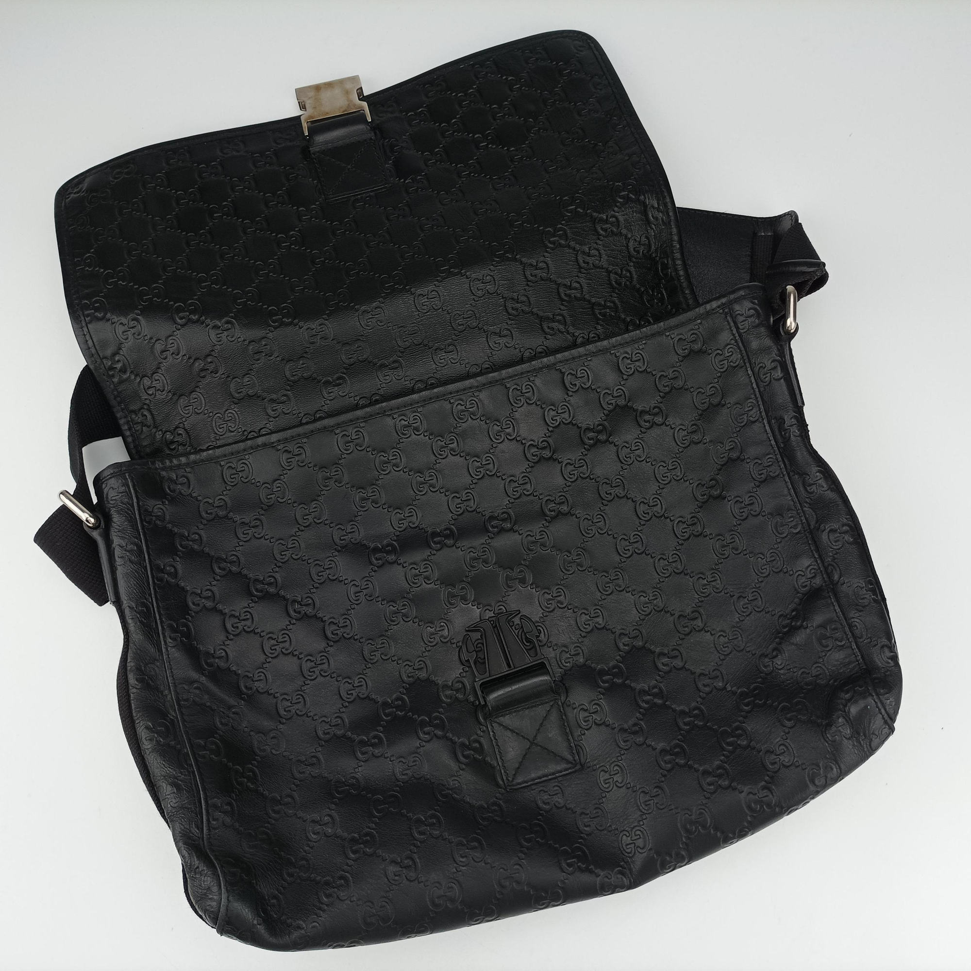Guccissima Messenger Black Leather 246067 A012356718グッチシマ メッセンジャー ブラック レザー 246067 A012356718