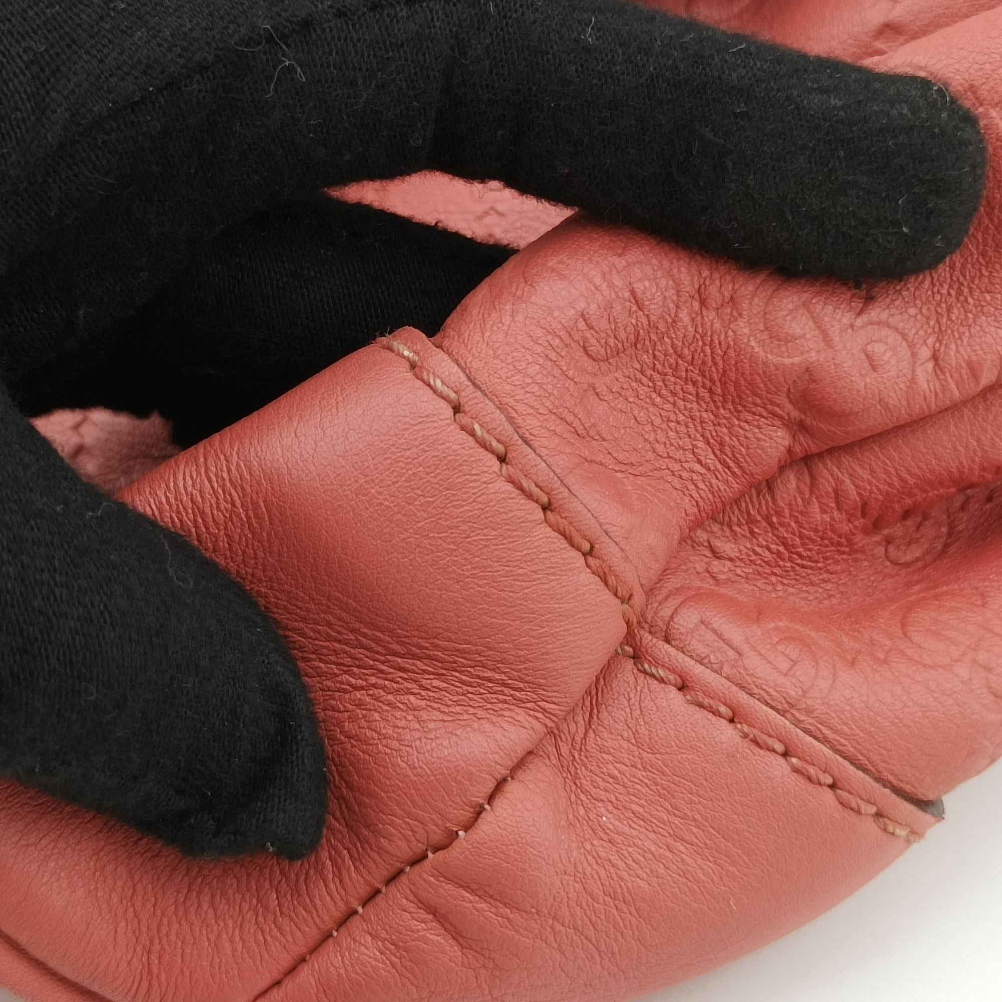 Sukey Coral Pink Leather 247902 C8748311スーキー コーラルピンク レザー 247902 C8748311