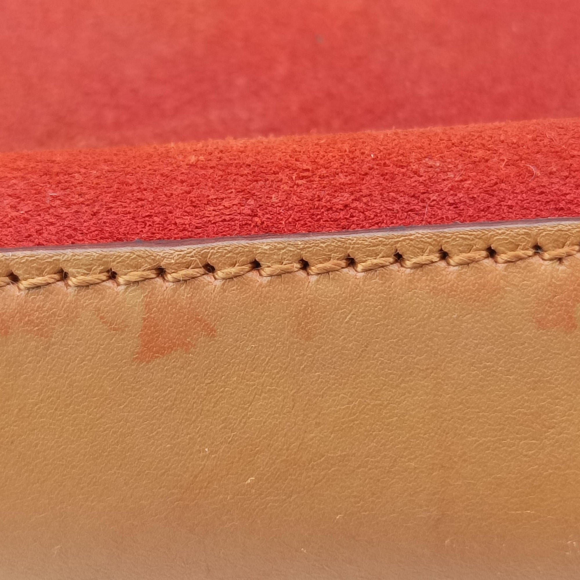 Hobo Red Suede 001.38 ホーボー レッド スエード 001.38