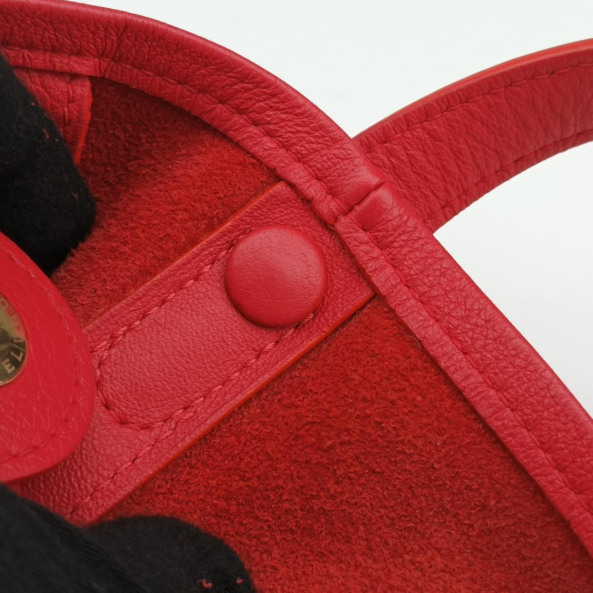 Pin Mini Bucket Red Leather パン ミニ バケット レッド レザー