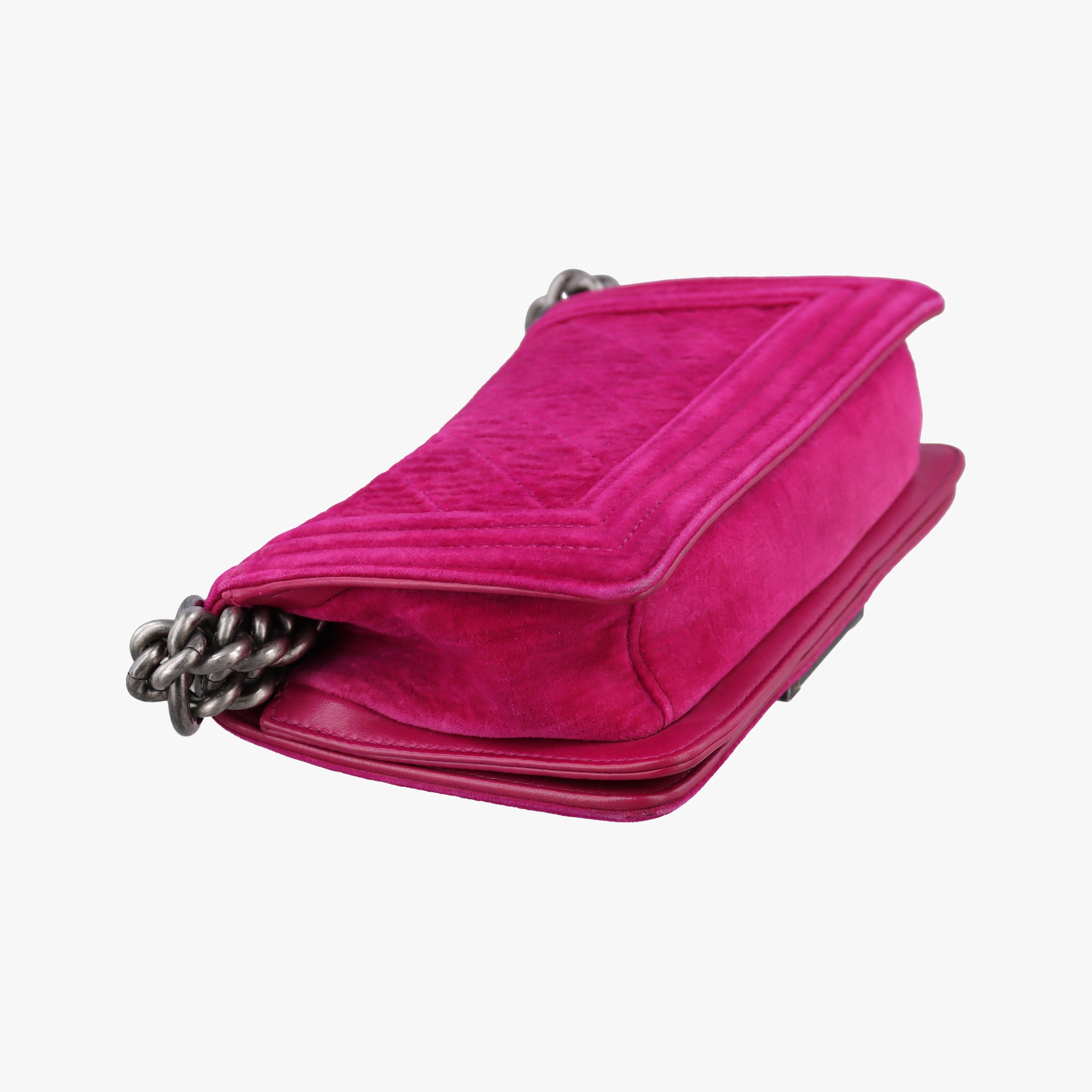 BOY CHANEL Rose velour A67416 17331264ボーイシャネル ローズ レッド ベロア A67416 17331264
