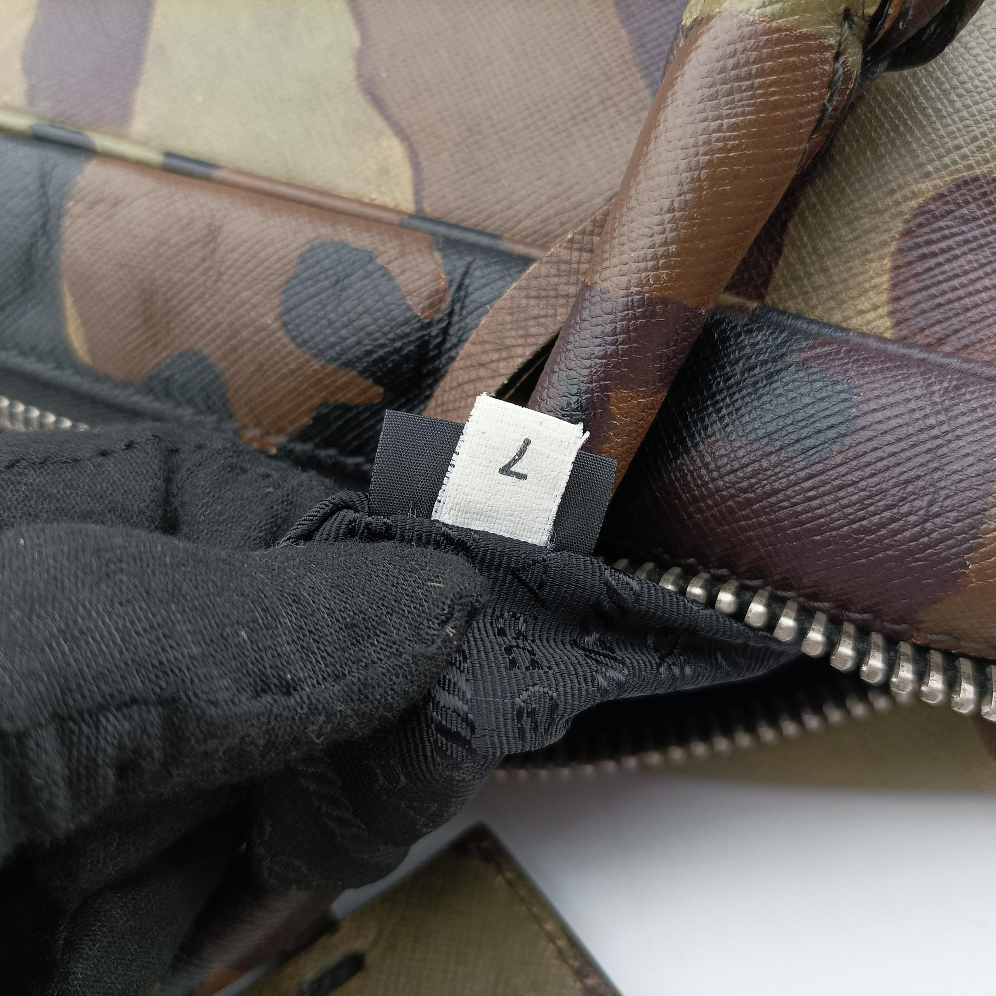 Camouflage Print Business Multicolour SAFFIANO Leather 7 11カモフラージュプリント ビジネス マルチカラー サフィアーノレザー 7 11