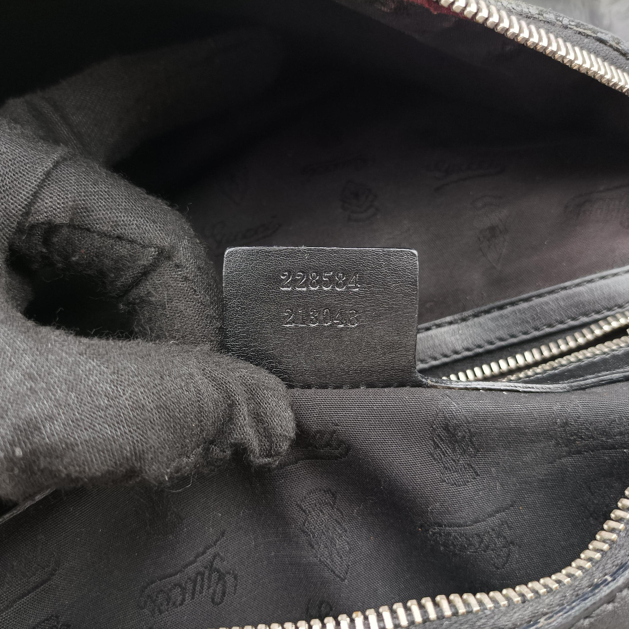 Icon Bit Black Leather 228584 E6619925アイコンビット ブラック レザー 228584 E6619925