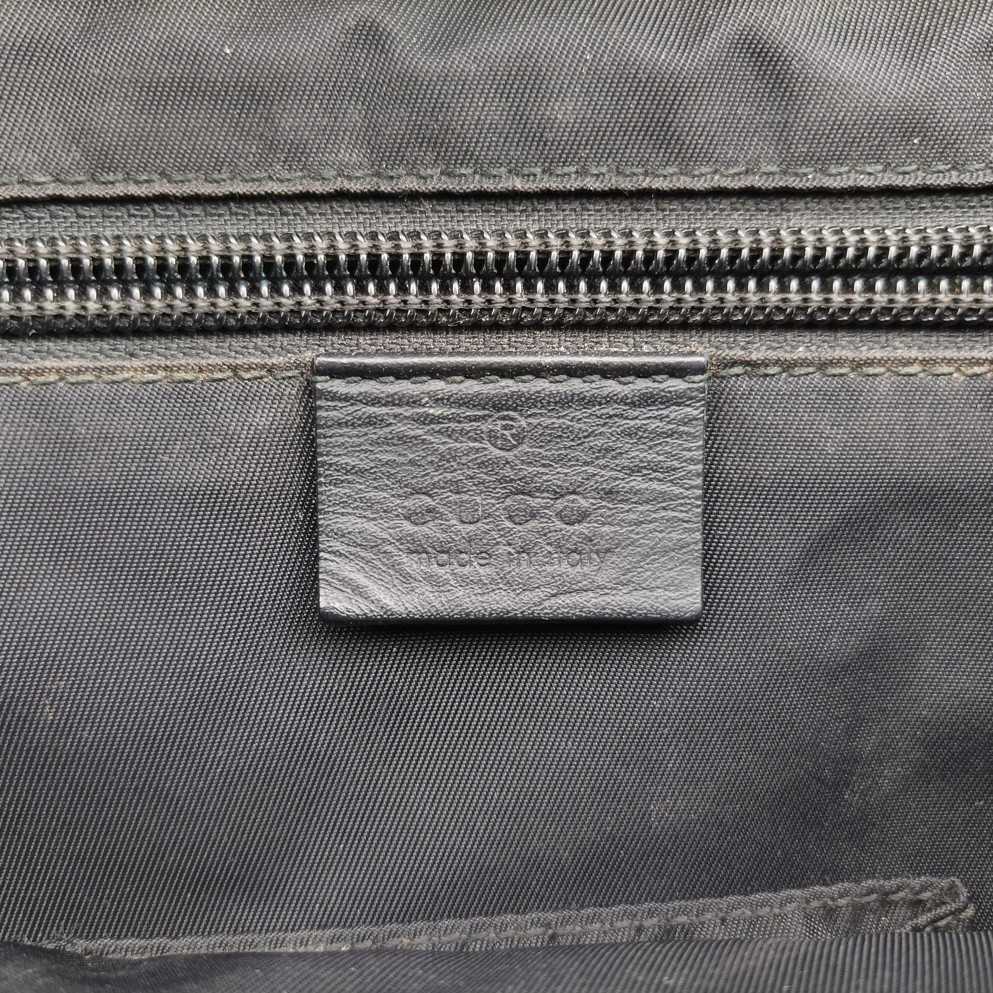 Guccissima Rubber Messenger Black Leather 246067 D013681349グッチシマ メッセンジャー ブラック レザー 246067 D013681349