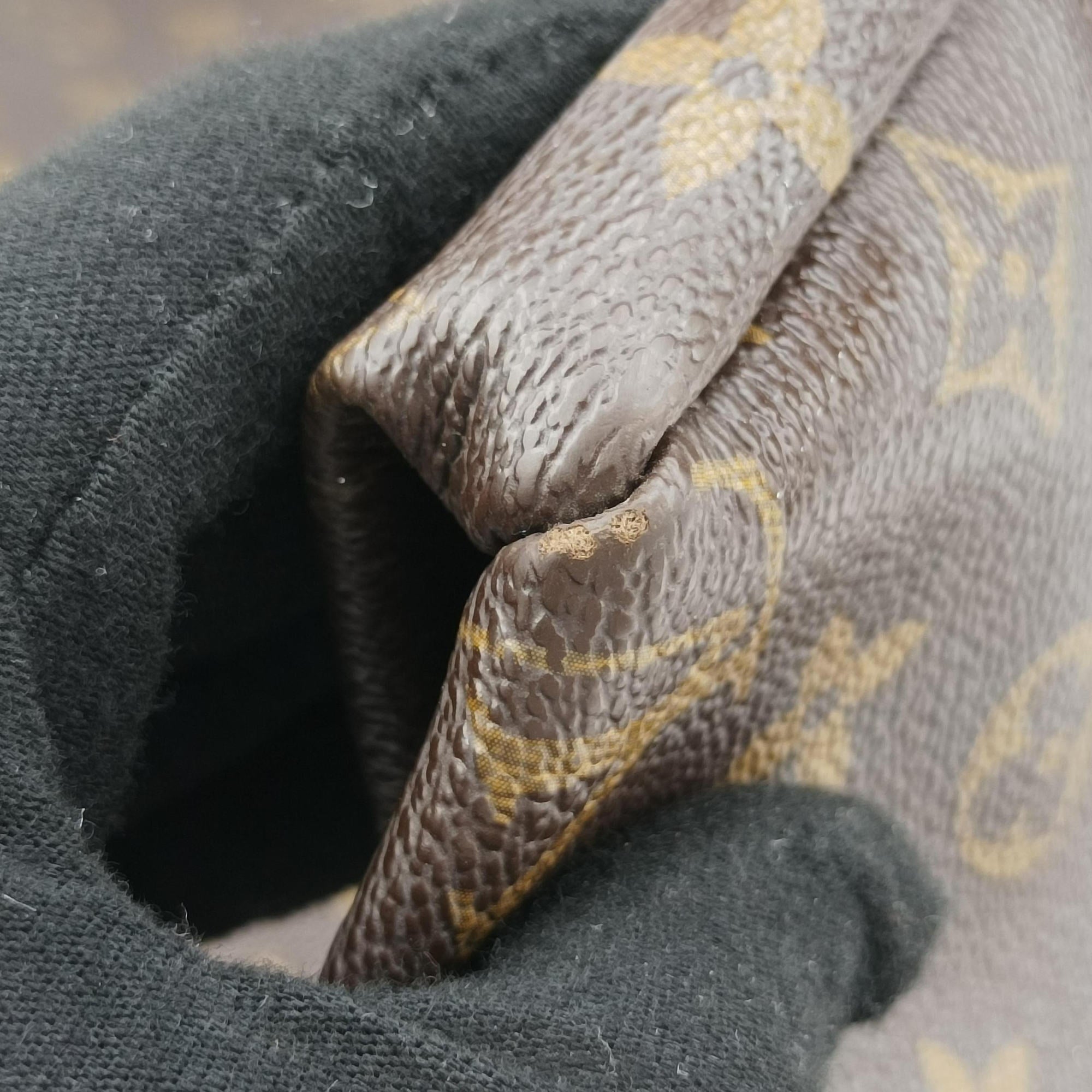 ARTSY MM Brown Monogram Canvas M40249 AR2100アーツィーMM モノグラム/ブラウン モノグラムキャンバス M40249 AR2100