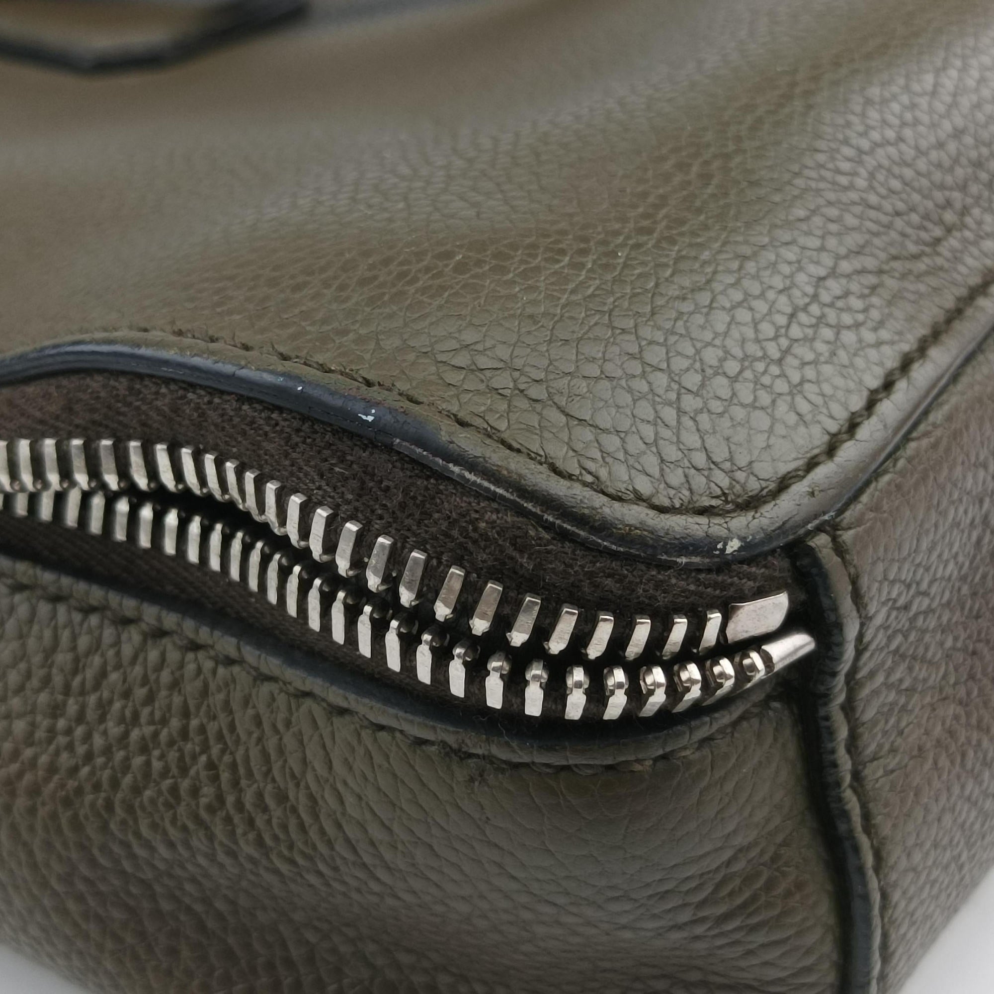 Business Briefcase Green Leather 2VE368 7/Iビジネス ブリーフケース グリーン レザー 2VE368 7/I