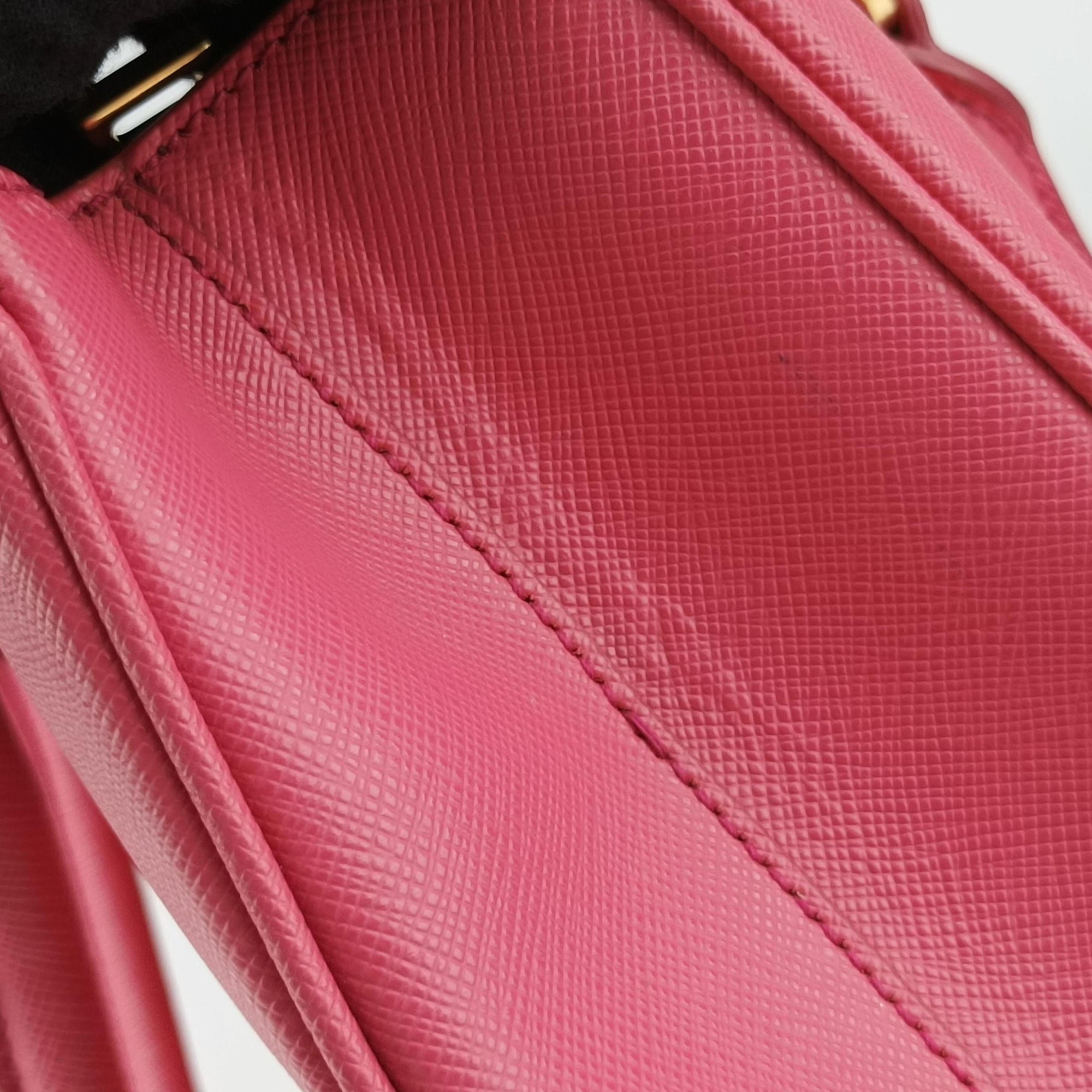 Galleria Pink SAFFIANO Leather BN1786 165ガレリア ピンク サフィアーノレザー BN1786 165