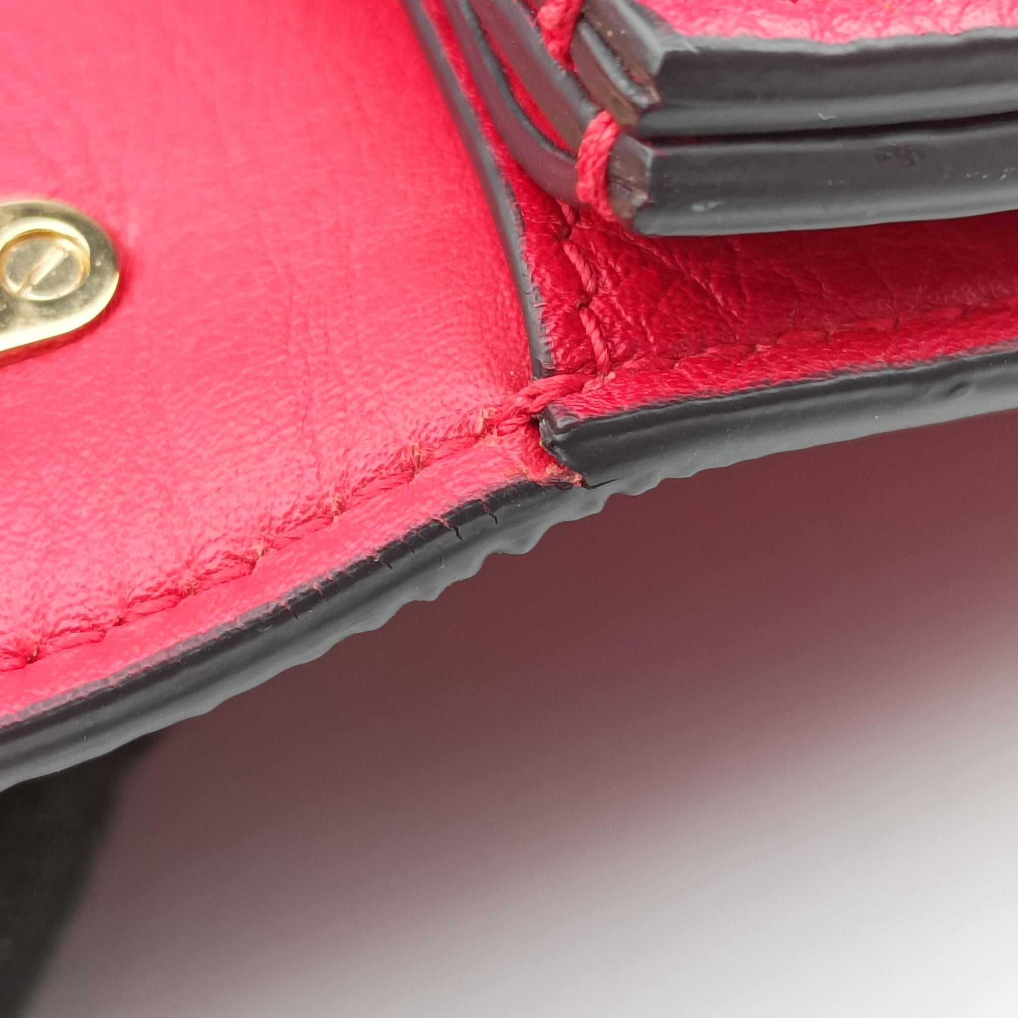 Vara Red Leather AU-21/G657ヴァラ レッド レザー AU-21/G657