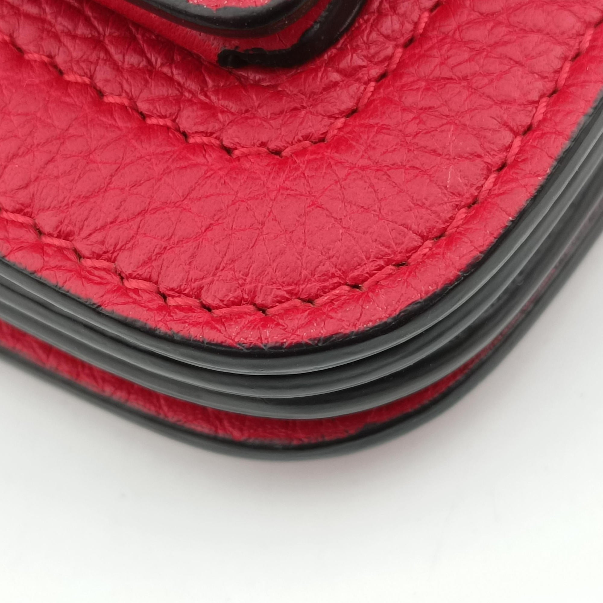 Vara Red Leather AU-21/G657ヴァラ レッド レザー AU-21/G657