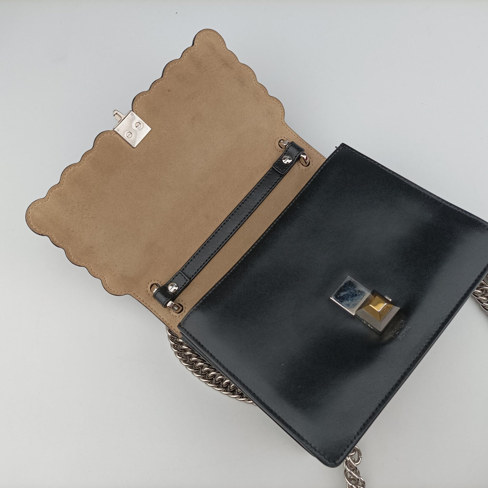 studded Kan I Black Leather 8M0381 8M0381 A0ZR 188-8241スタッズ キャナイ ブラック レザー 8M0381 8M0381 A0ZR 188-8241