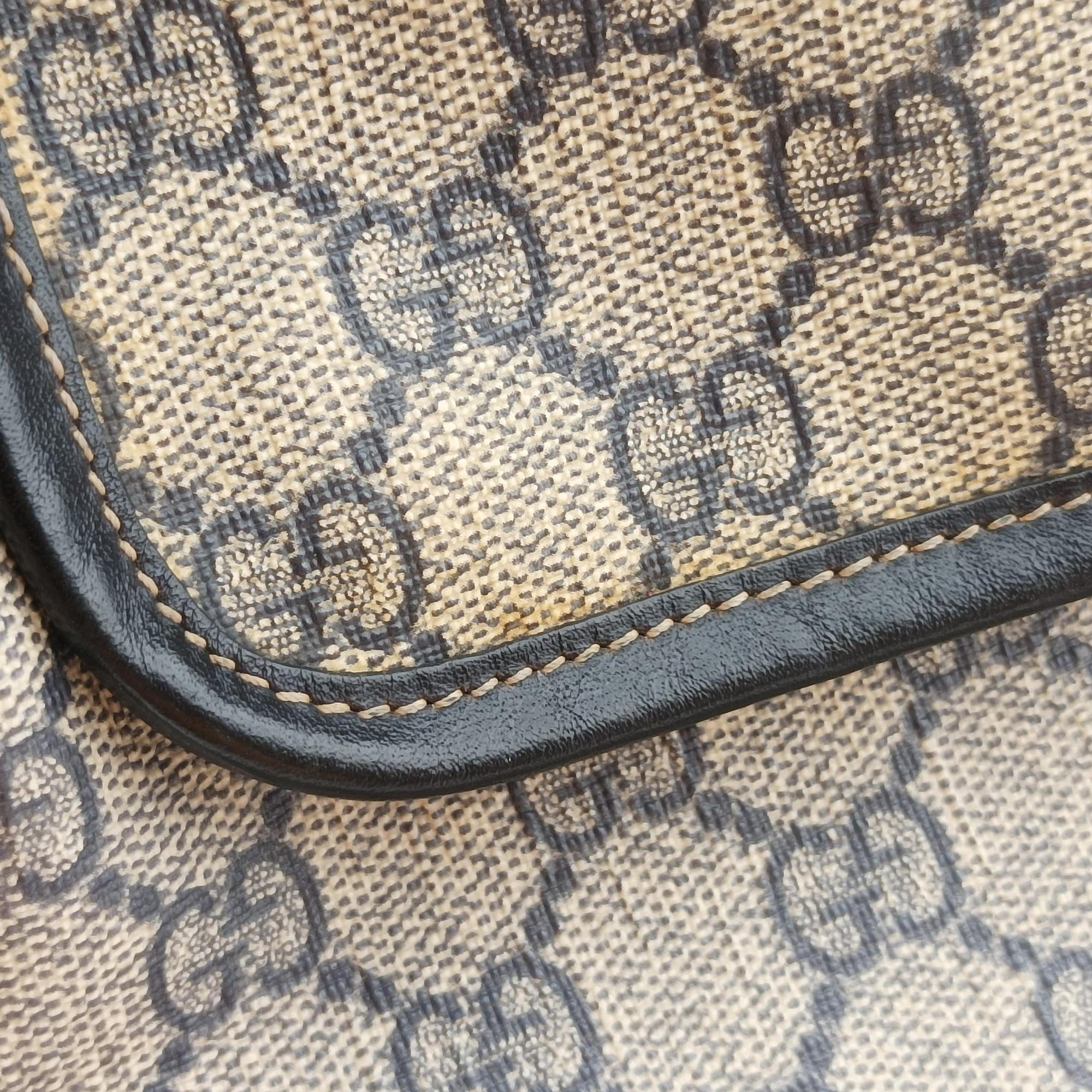 GG Plus GG Supreme beige×navy PVC coated canvas×Leather 223666 B011361882GGプラス GGスプリーム ベージュ×ネイビー PVCコーティングキャンバス×レザー 223666 B011361882