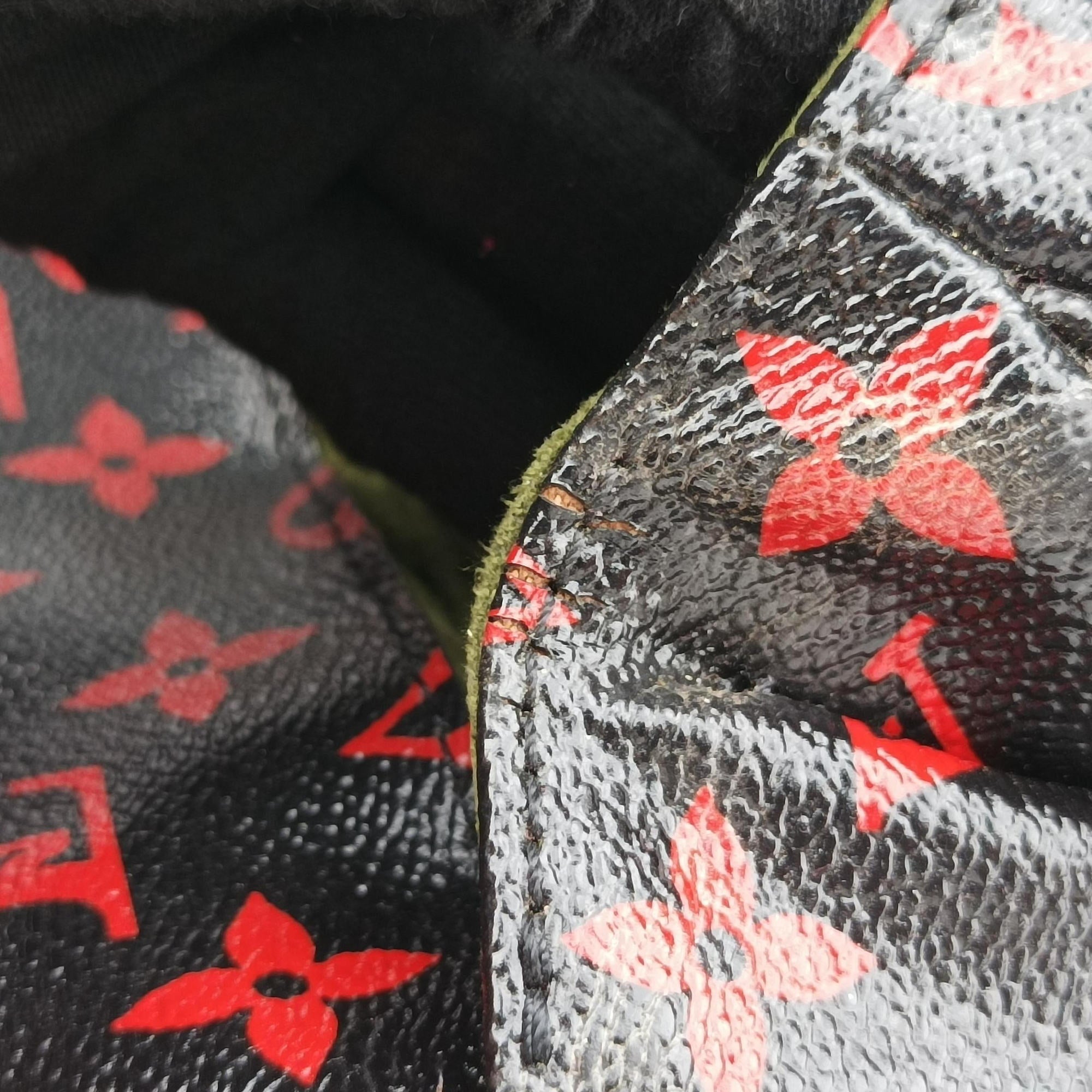 Pochette Metis MM Noir×ROUGE Monogram Infrarouge M41462 DR4196ポシェット メティス MM ノワール×ルージュ モノグラム アンフラルージュ M41462 DR4196