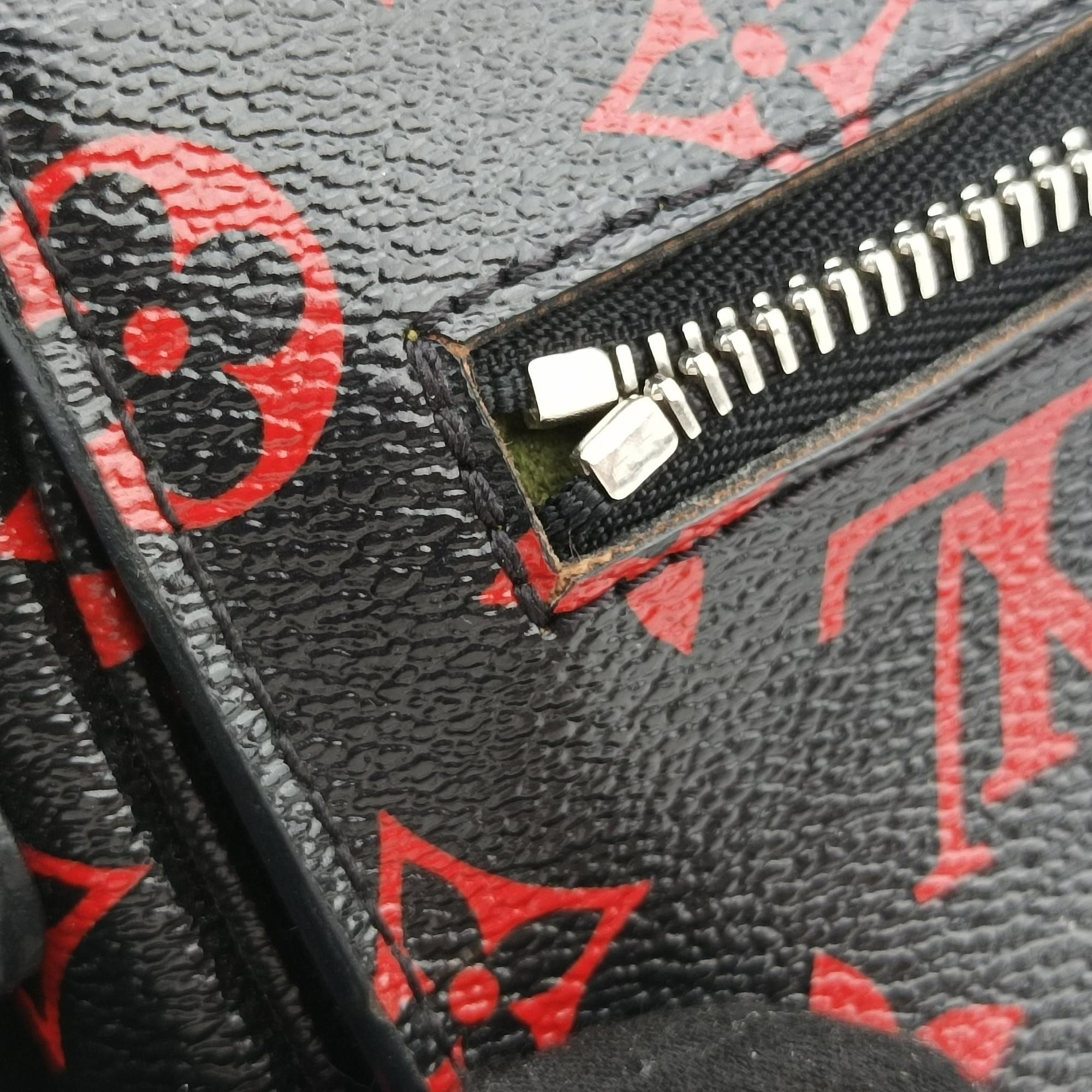 Pochette Metis MM Noir×ROUGE Monogram Infrarouge M41462 DR4196ポシェット メティス MM ノワール×ルージュ モノグラム アンフラルージュ M41462 DR4196