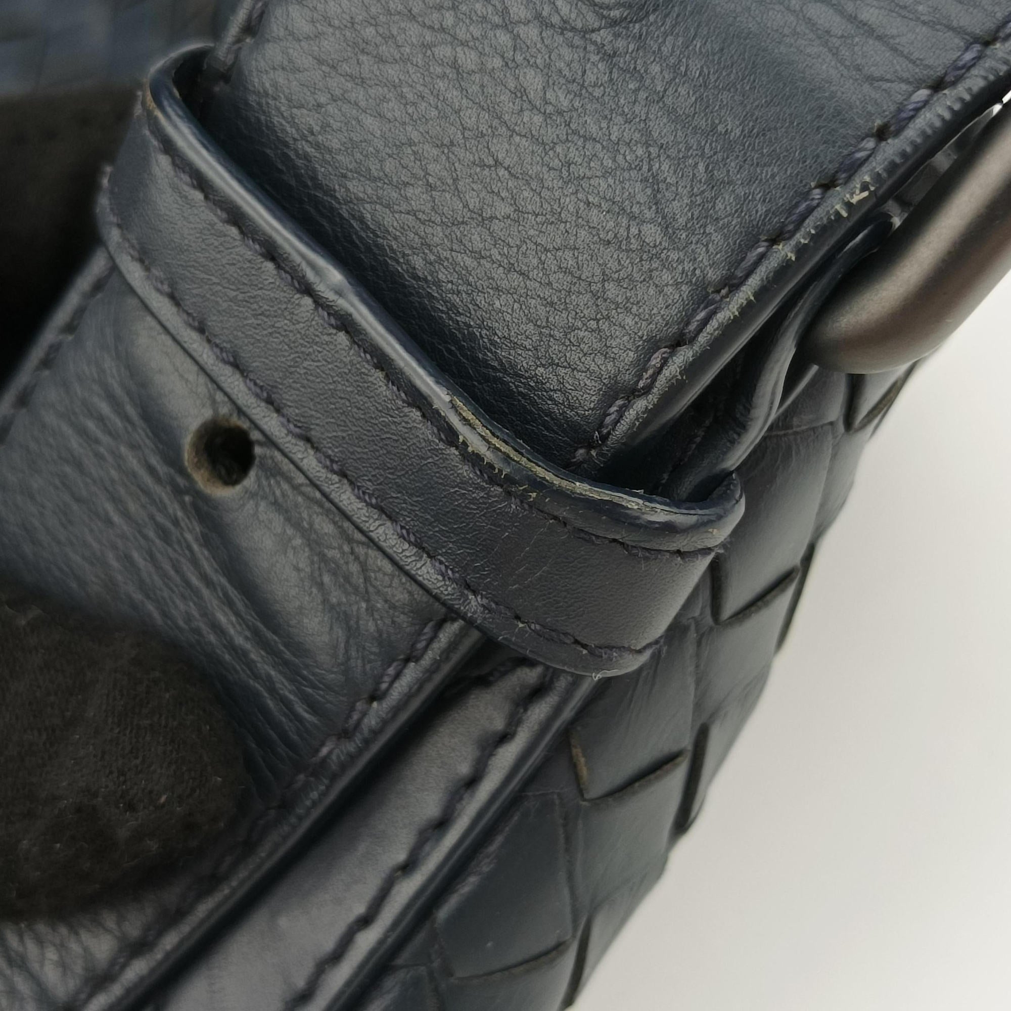 Intrecciato Navy lambskin B02834033Jイントレチャート ネイビー ラムスキン B02834033J
