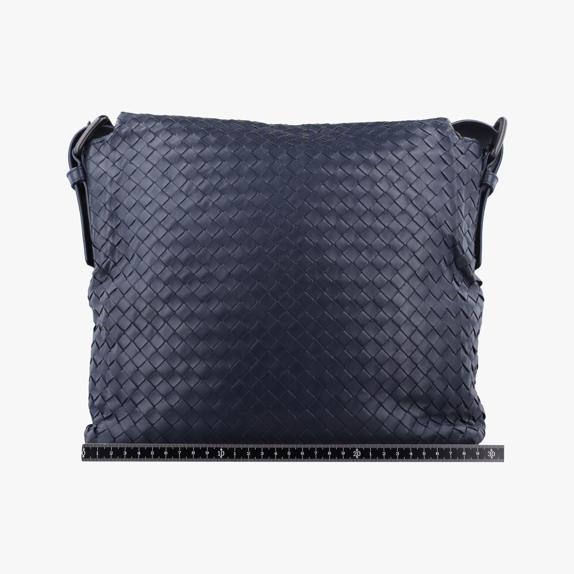 Intrecciato Navy lambskin B02834033Jイントレチャート ネイビー ラムスキン B02834033J