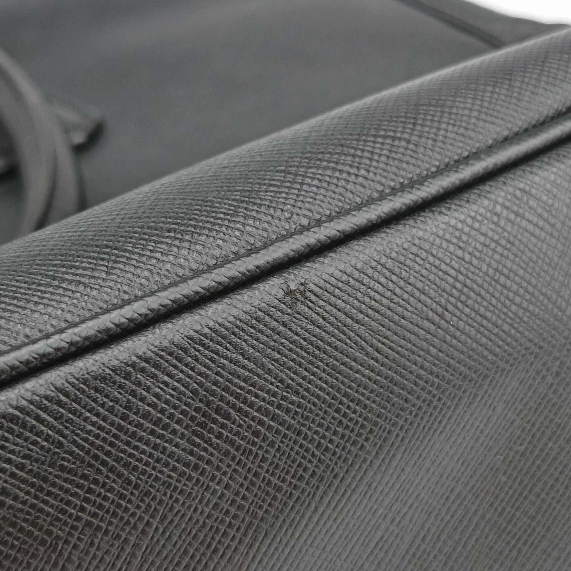 business bag briefcase Black SAFFIANO Leather 2VE363 7 R 208ビジネスバッグ ブリーフケース ブラック サフィアーノレザー 2VE363 7 R 208