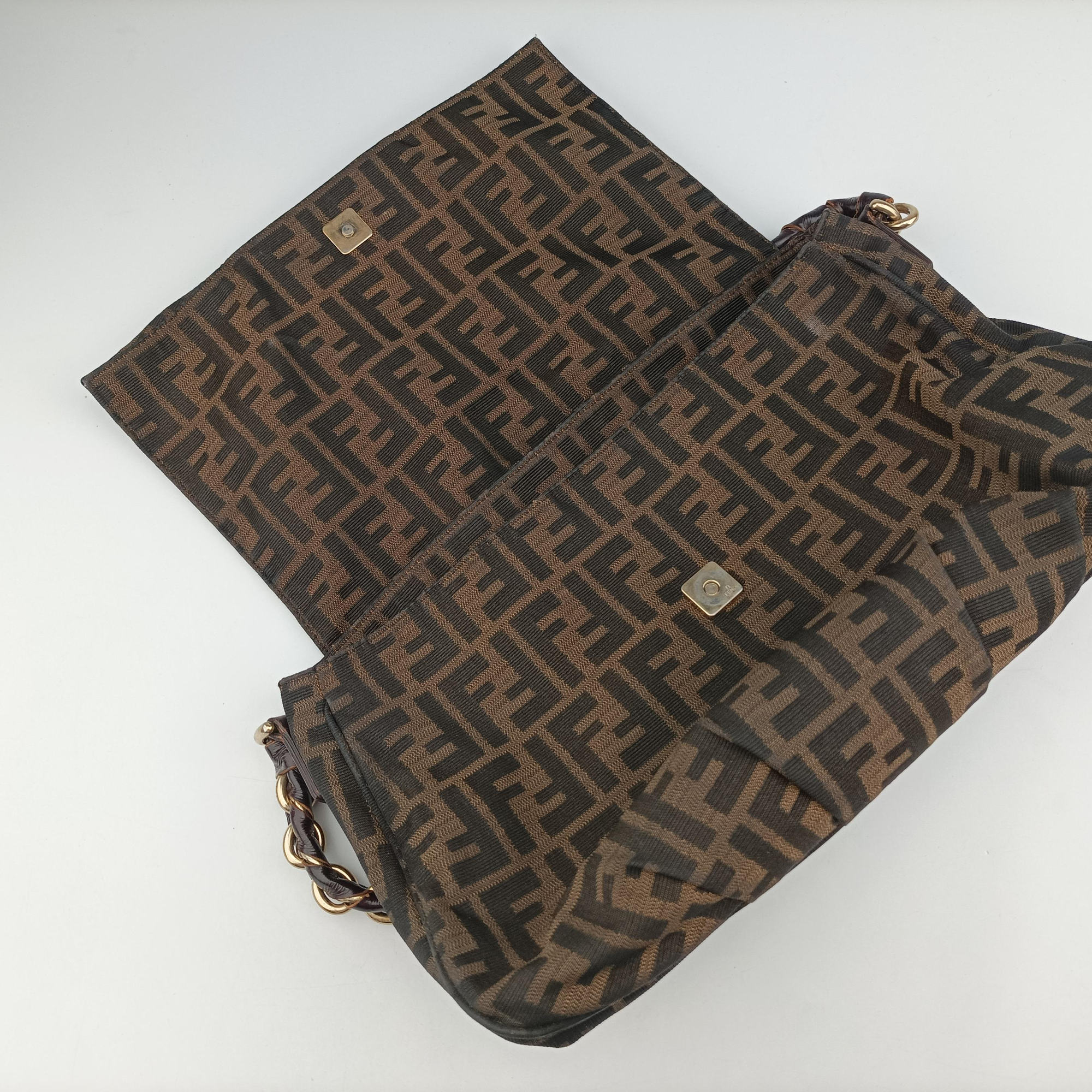 Mia Flap Brown Jacquard 8BT163 2373-8BR614-WTH-099ミア フラップ ブラウン ジャガード 8BT163 2373-8BR614-WTH-099