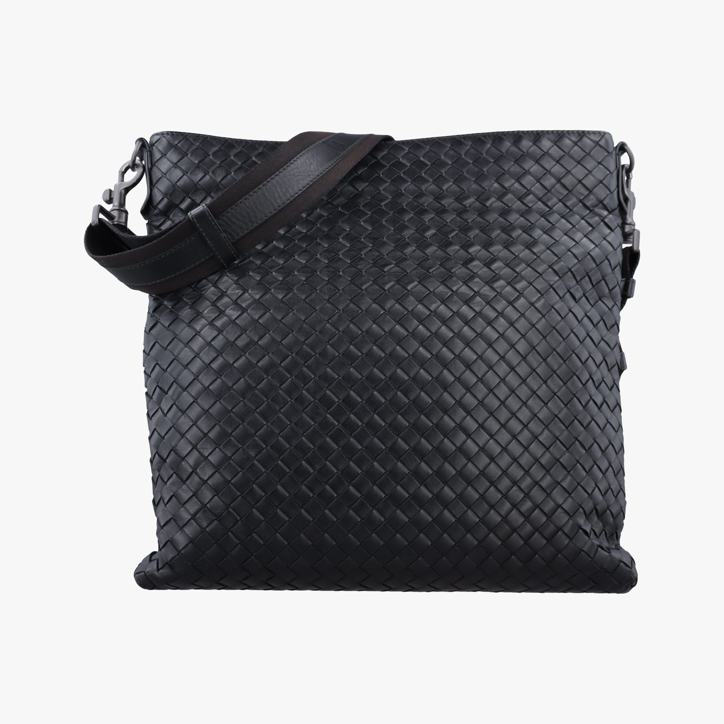 Intrecciato Black lambskin B04493882Rイントレチャート ブラック ラムスキン B04493882R
