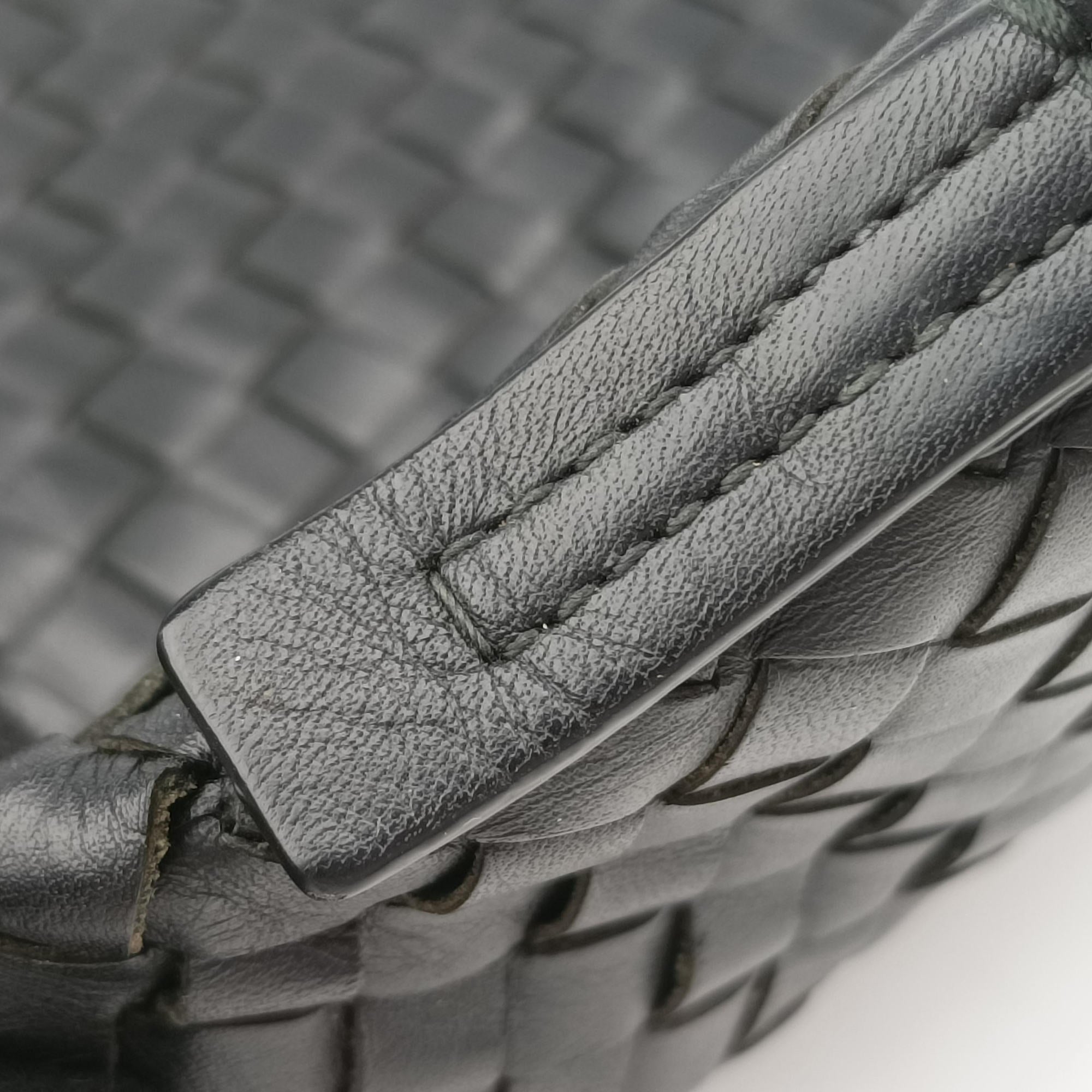 Intrecciato Black lambskin B04493882Rイントレチャート ブラック ラムスキン B04493882R