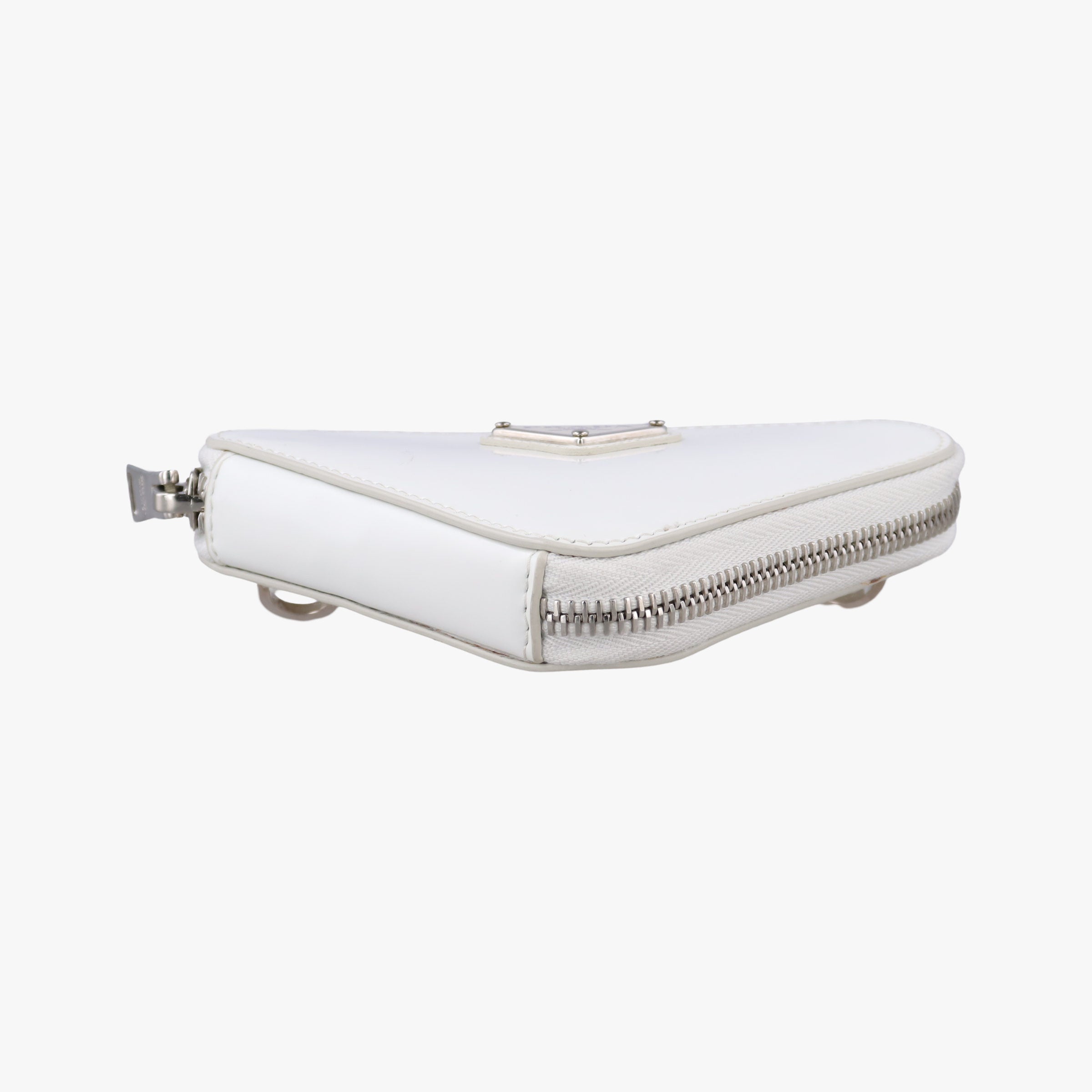 Triangle Chain Pouch White Leather 230-Aトライアングル チェーン ポーチ ホワイト レザー 230-A