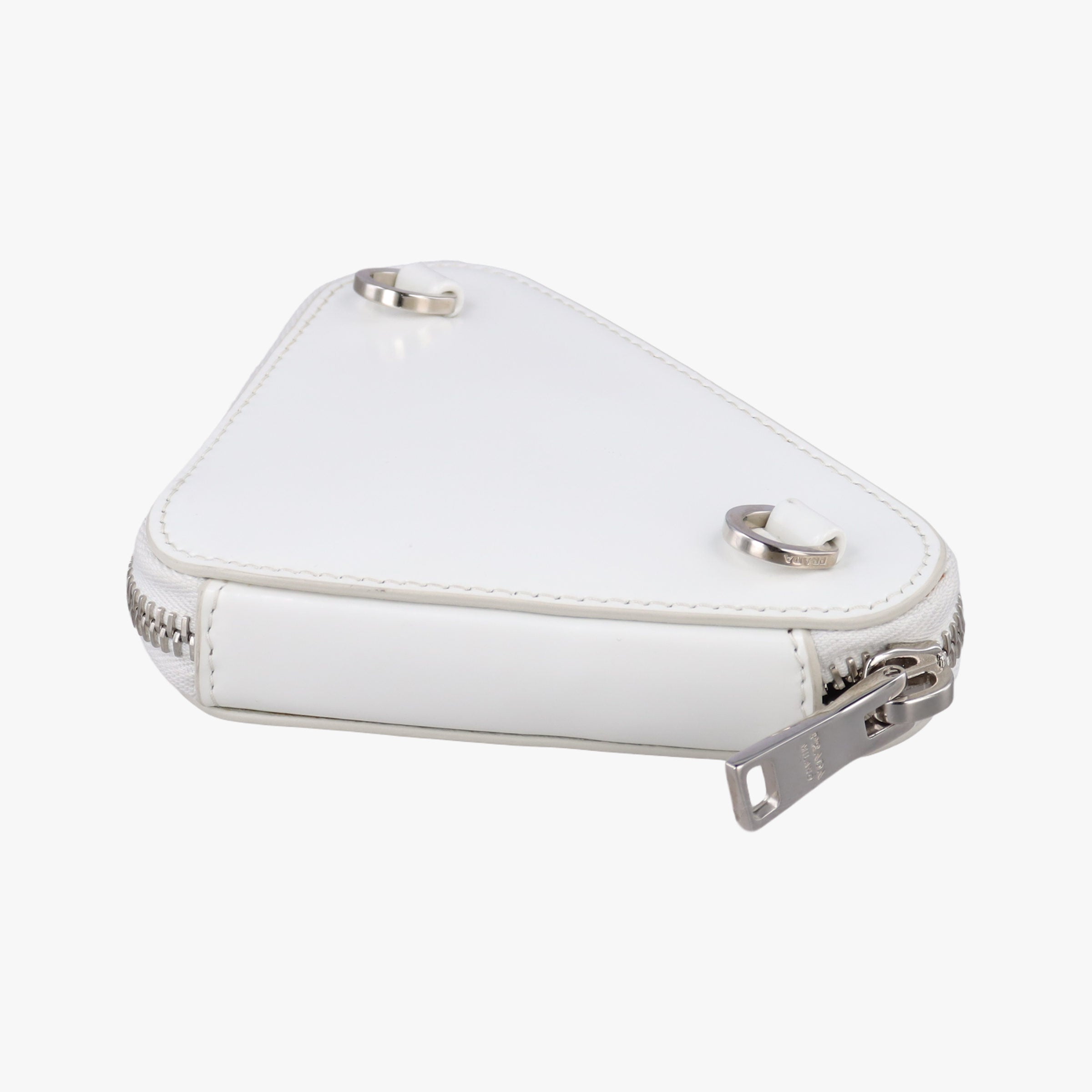 Triangle Chain Pouch White Leather 230-Aトライアングル チェーン ポーチ ホワイト レザー 230-A