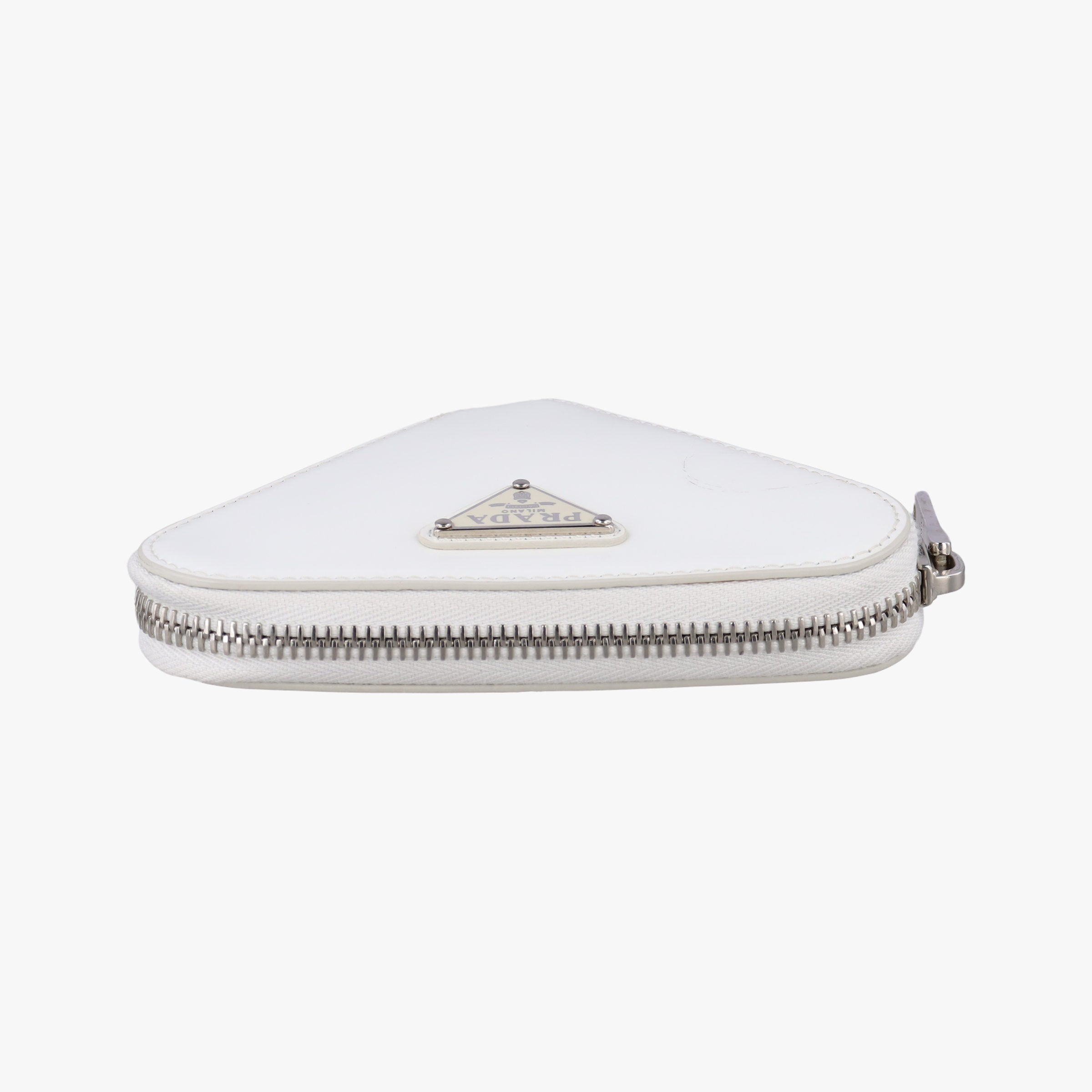 Triangle Chain Pouch White Leather 230-Aトライアングル チェーン ポーチ ホワイト レザー 230-A
