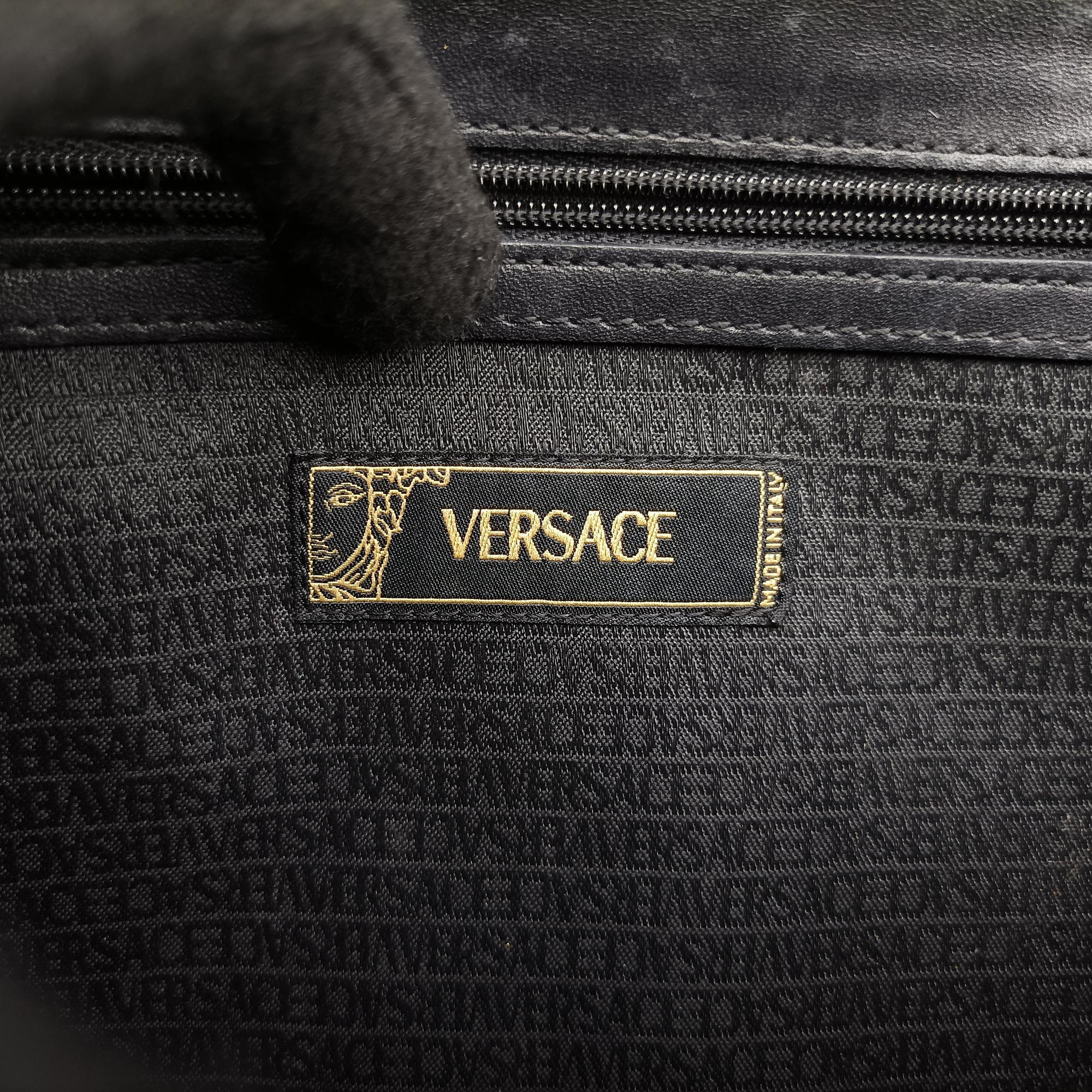 Embossed Logo Top Handle Messenger Black Leather ロゴ型押し 2WAY メッセンジャー ブラック レザー