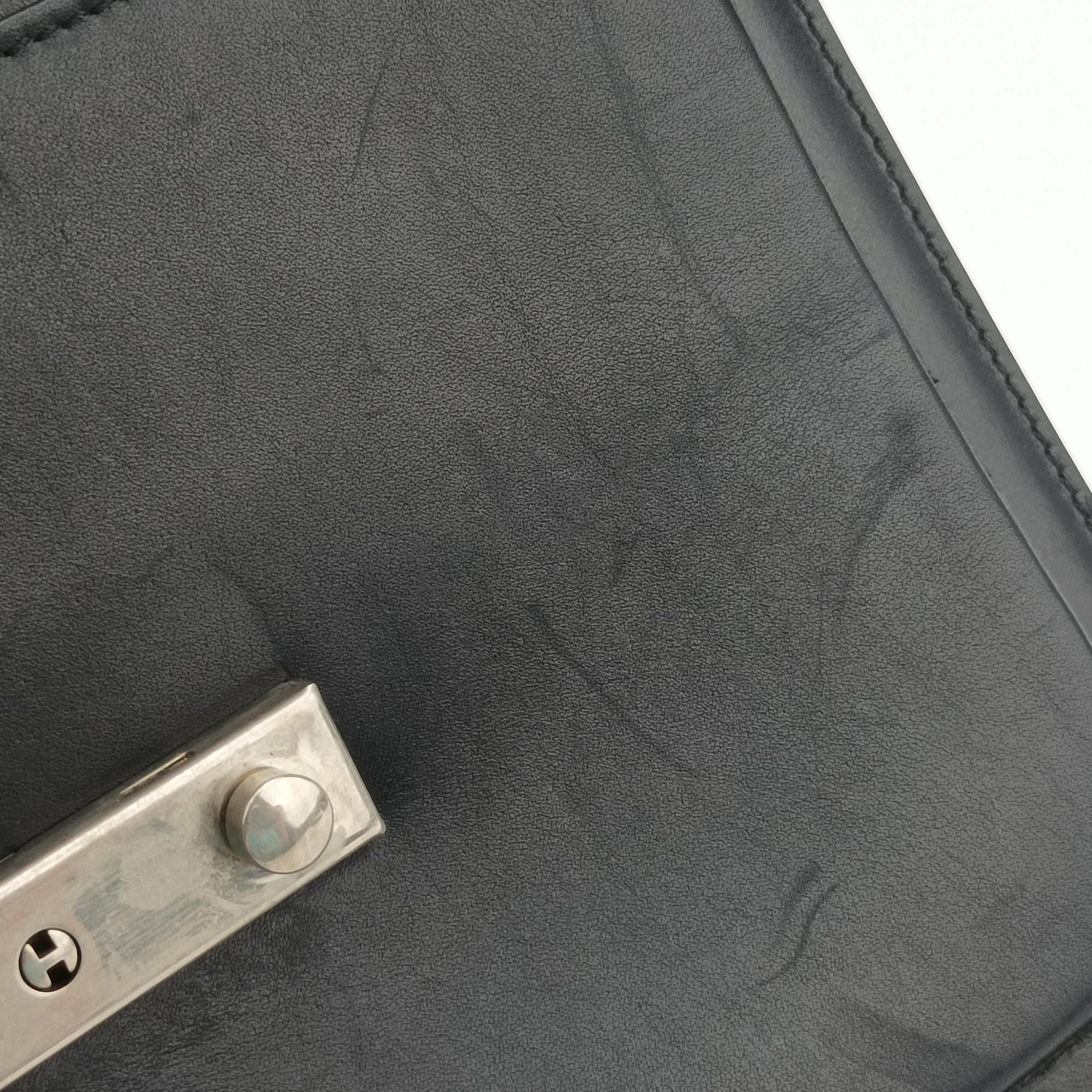 Embossed Logo Top Handle Messenger Black Leather ロゴ型押し 2WAY メッセンジャー ブラック レザー