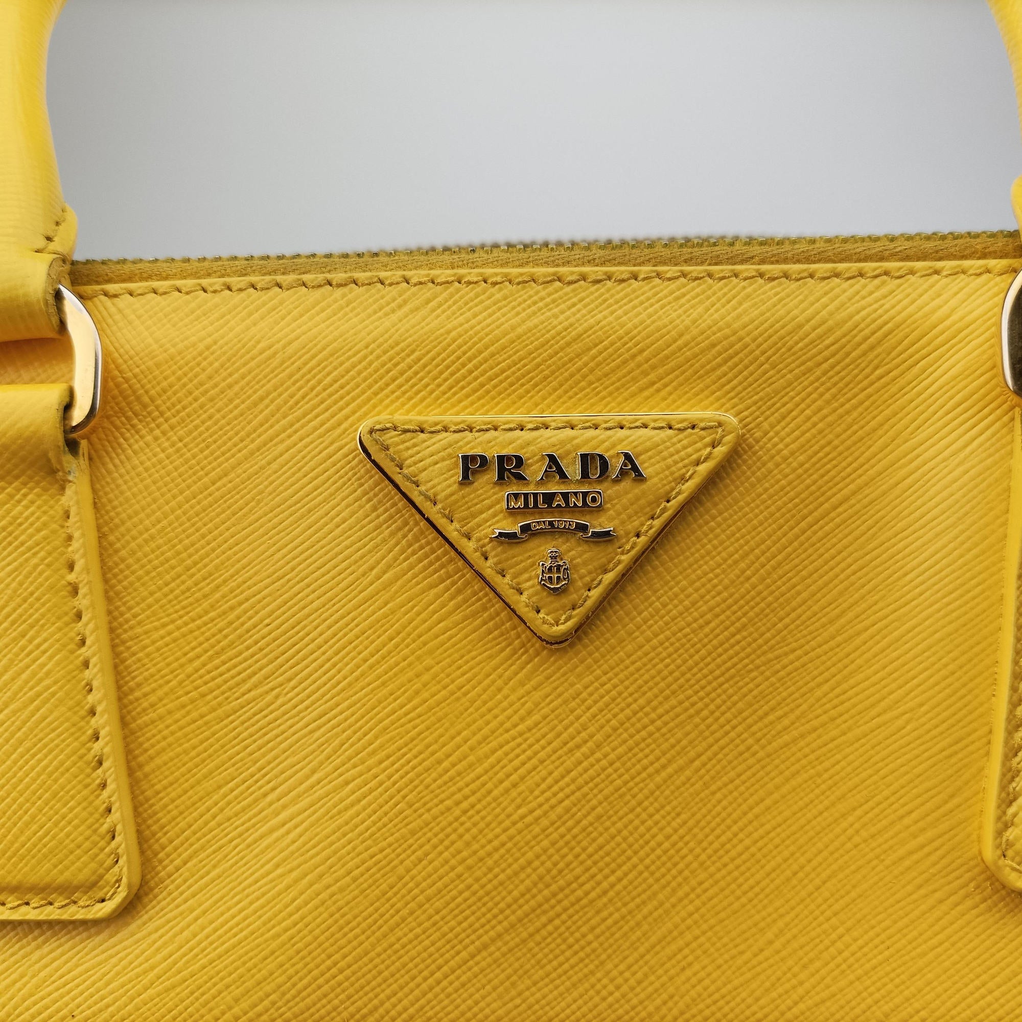 Galleria Yellow SAFFIANO Leather BN2274 25ガレリア イエロー サフィアーノレザー BN2274 25