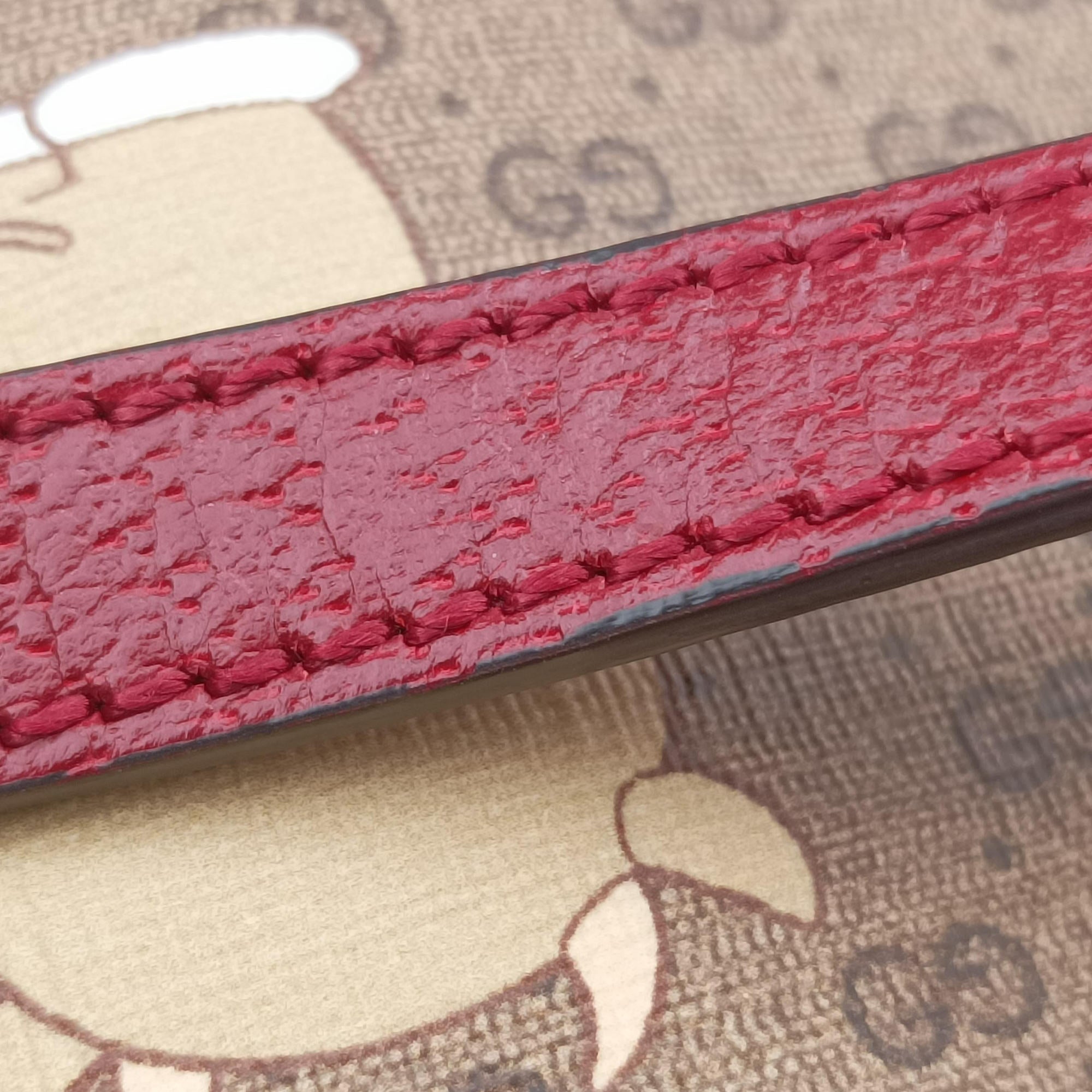 Doraemon Gucci Lunar New Year Beige Monogram × Cherry Red GG Supreme Canvas × Calfskin Leather 653952 C033863984ドラえもんグッチ ウシ年限定 ベージュ×レッド×マルチカラー GGスプリーム × レザー 653952 C033863984
