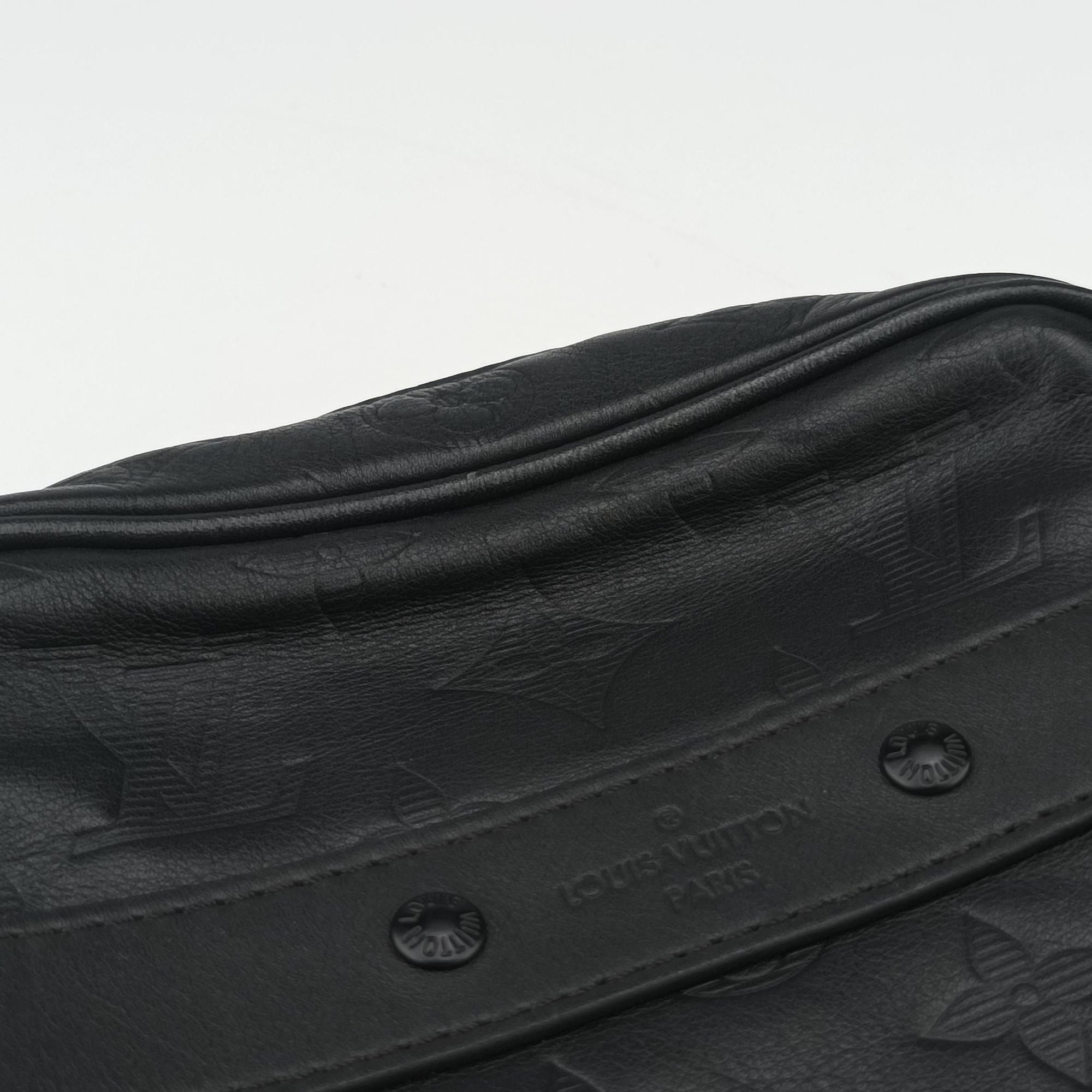 Danube PM Noir Monogram Shadow M43681 FO3118ダヌーヴ PM ノワール モノグラム シャドウ M43681 FO3118